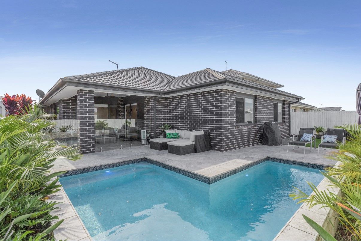 33 Oatley Street, Mango Hill, QLD 4509