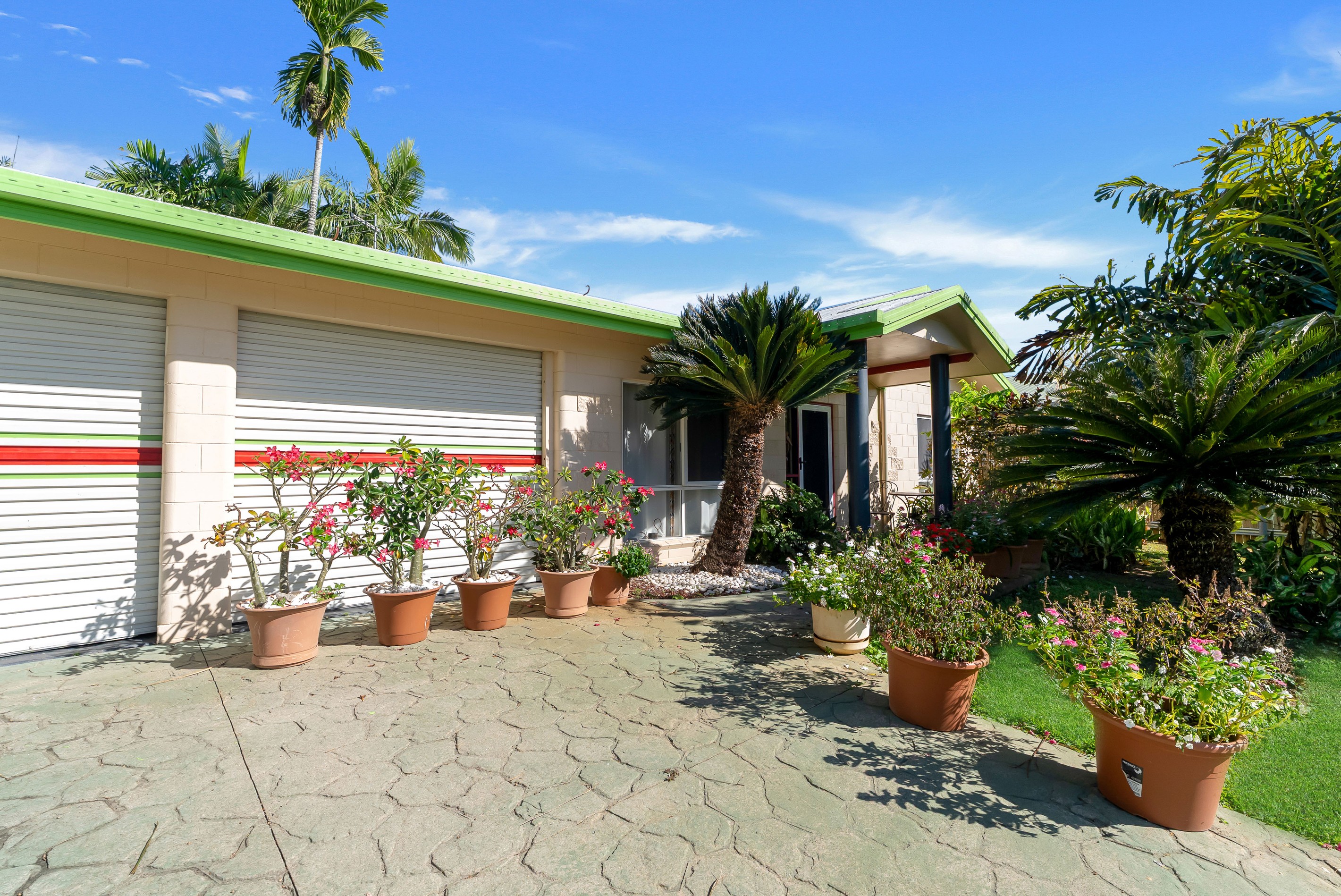 5 Wentworth Close, Bentley Park, QLD 4869