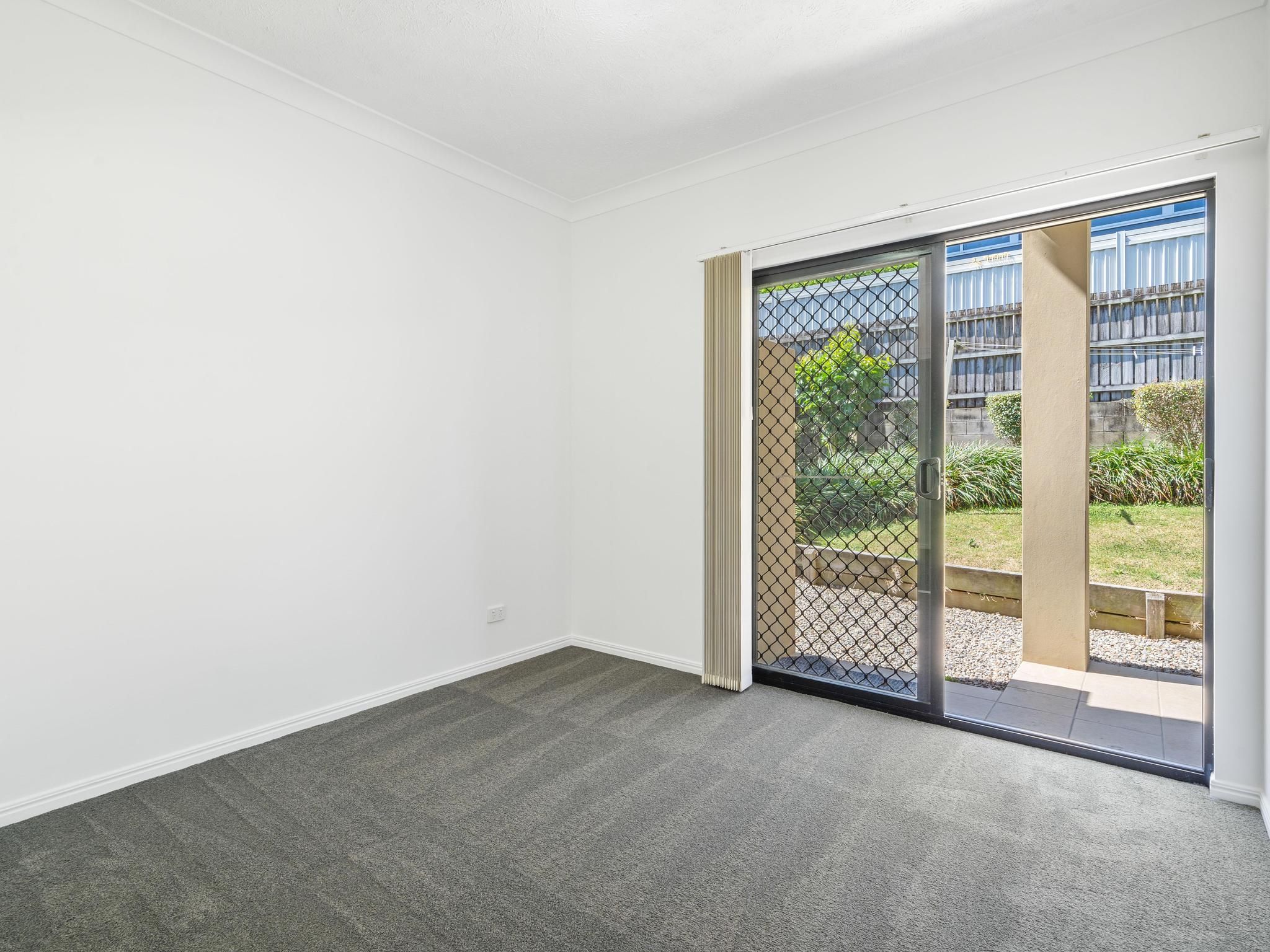 4/56 Crest Street — photo 6 of 9