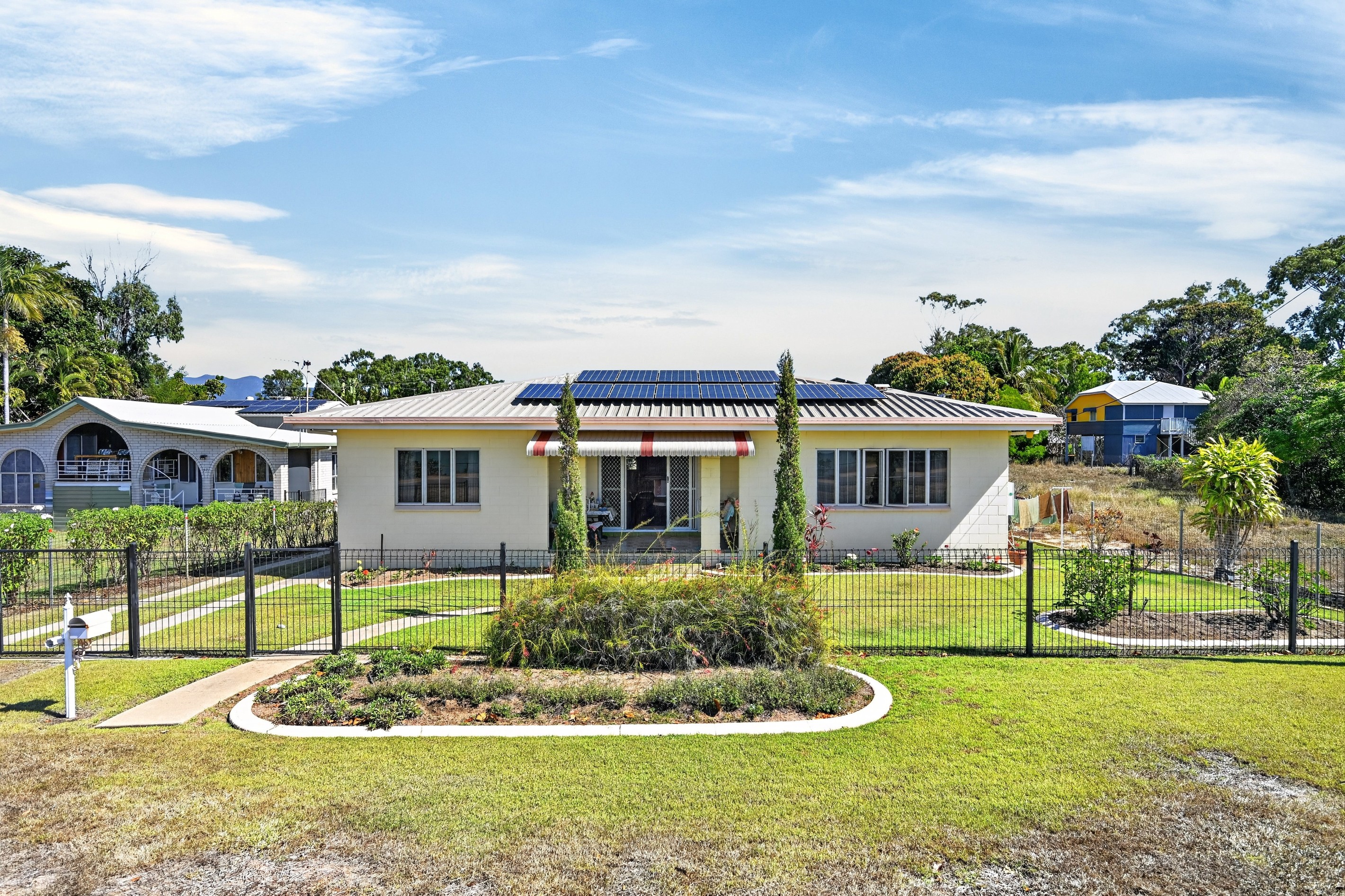 59 Esplanade, Balgal Beach, QLD 4816