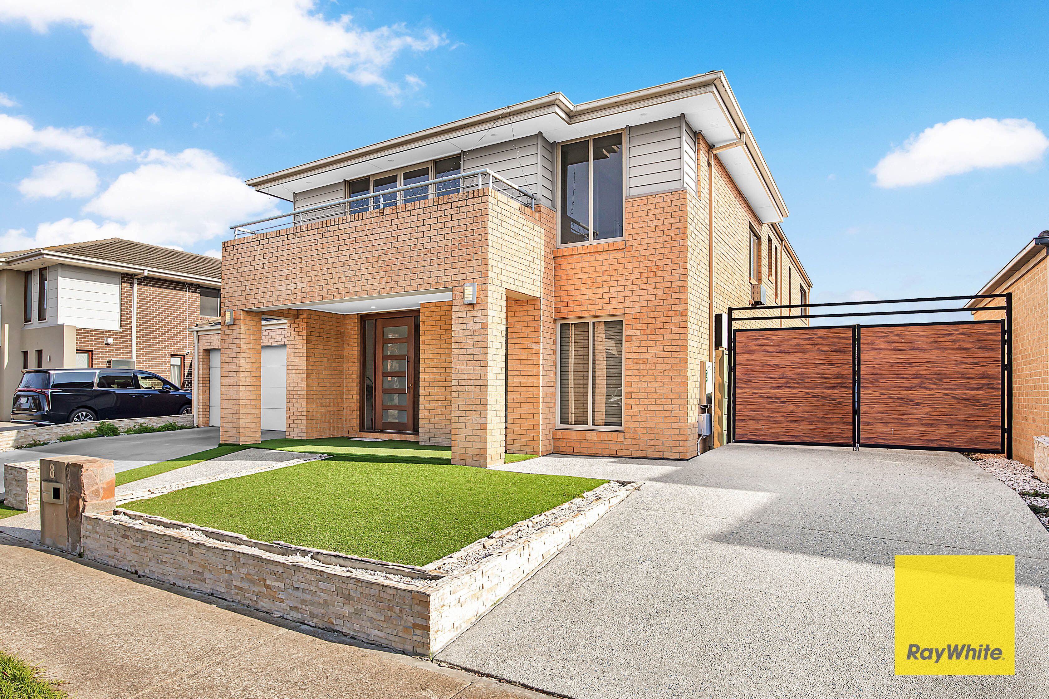 8 Kingsford Drive, Point Cook, VIC 3030