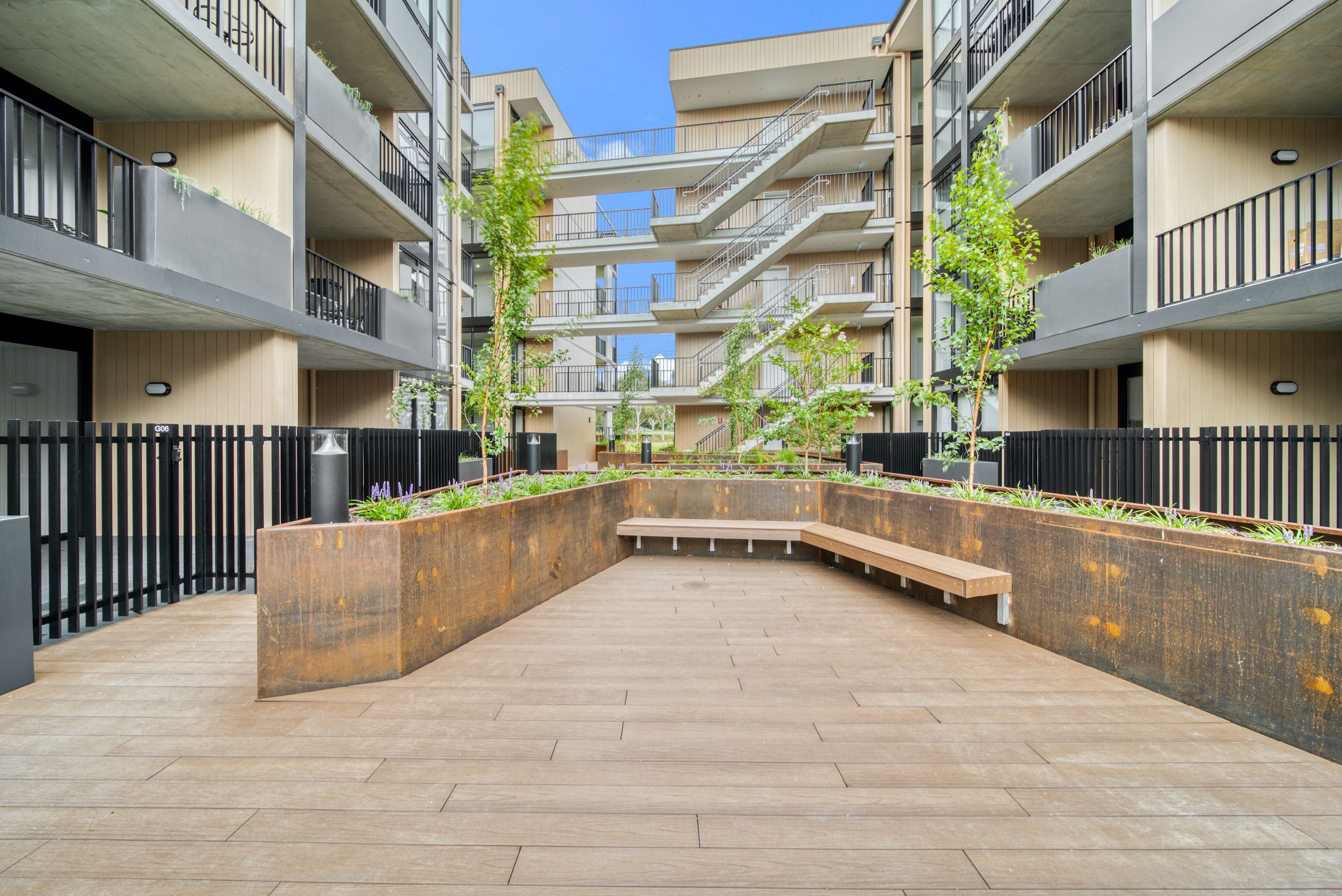 410/39 Braybrook Street — photo 9 of 10