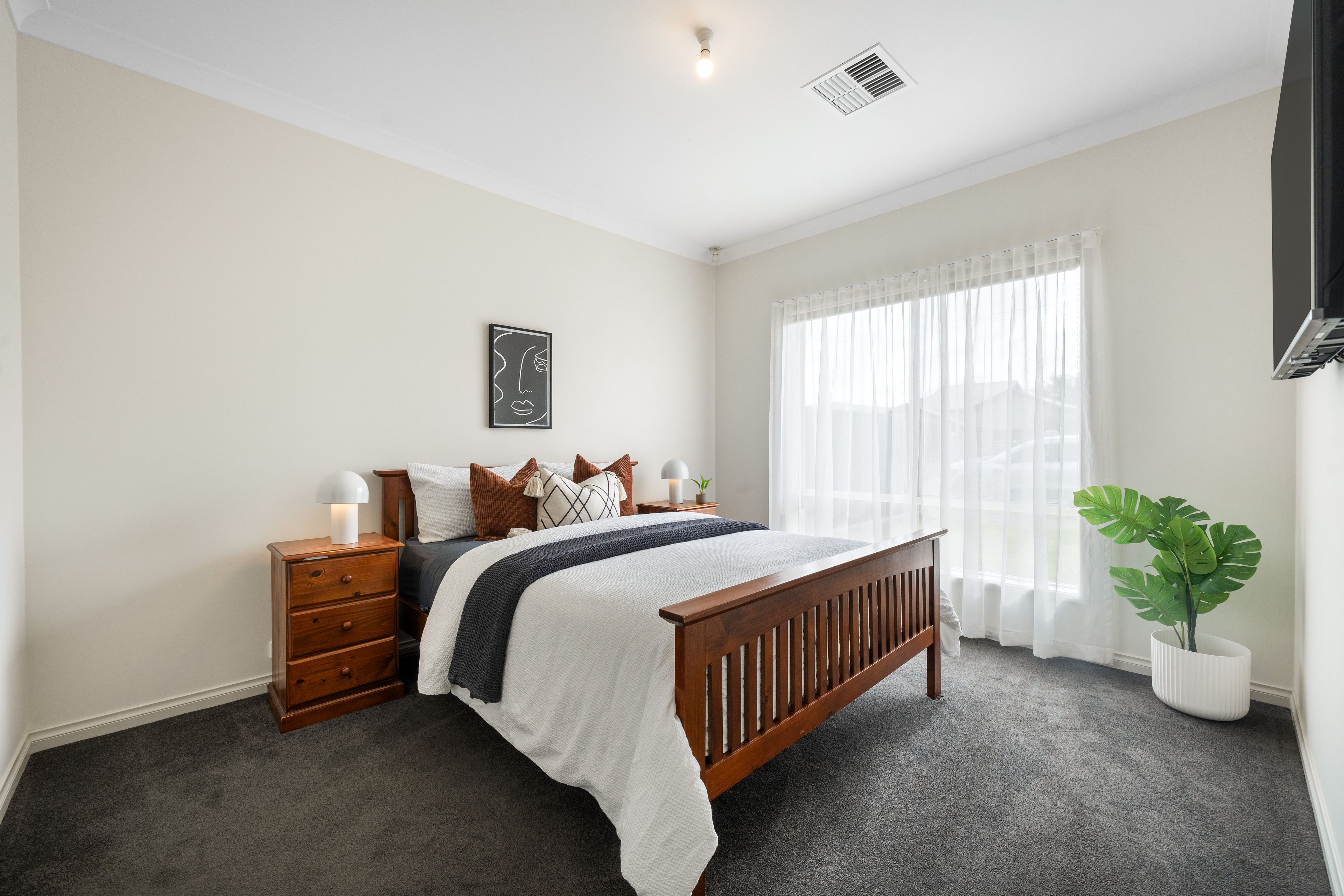 16 Martins Road, Seaton, SA 5023