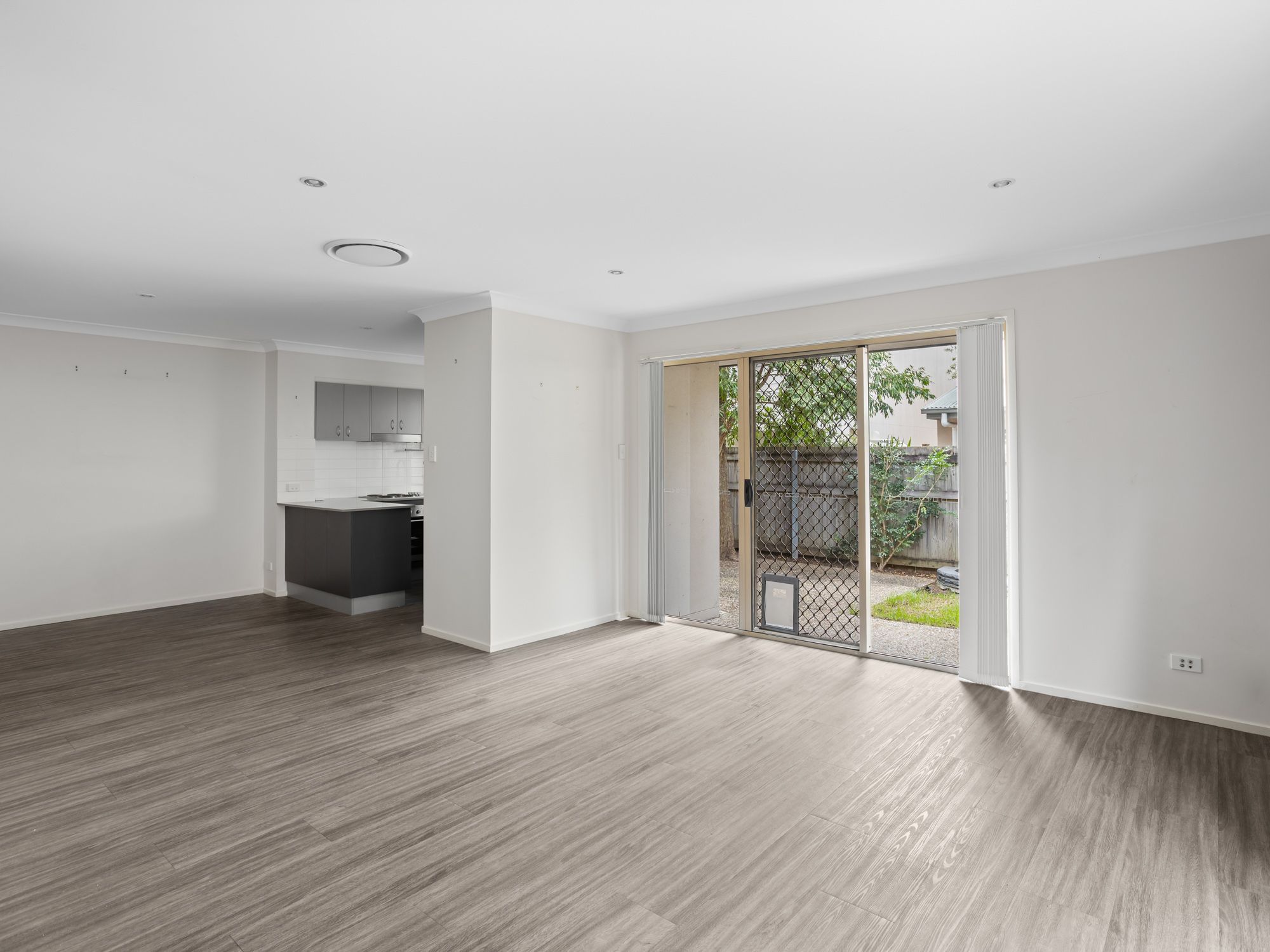 11/2 Weir Drive, Upper Coomera, QLD 4209