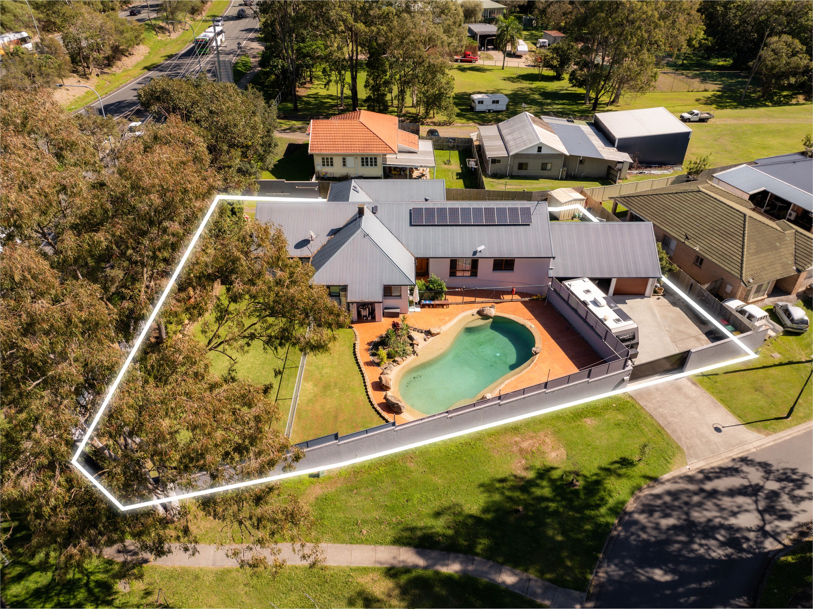 2 Reynolds Street, Carindale, QLD 4152