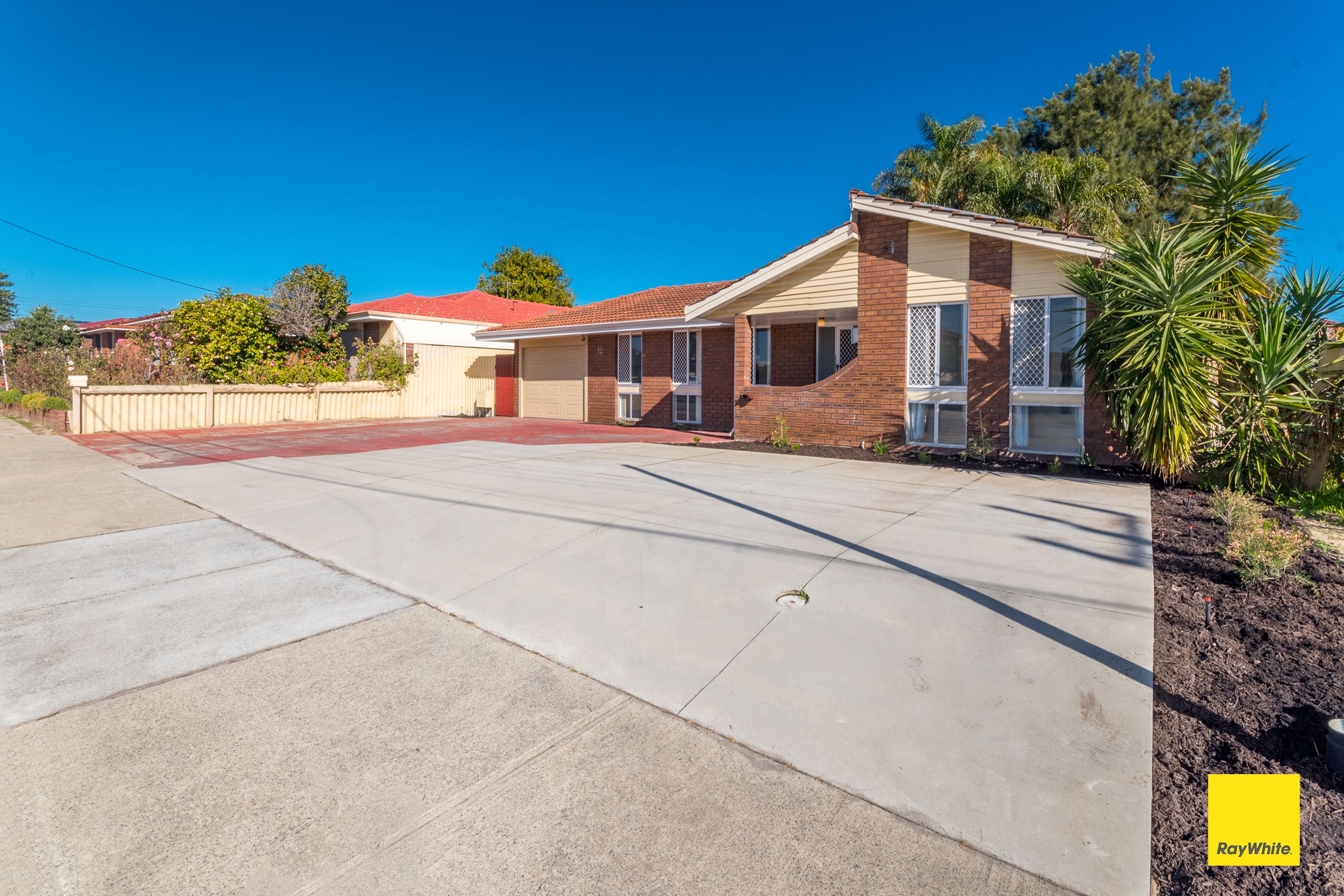 12 Abingdon Street, Morley, WA 6062
