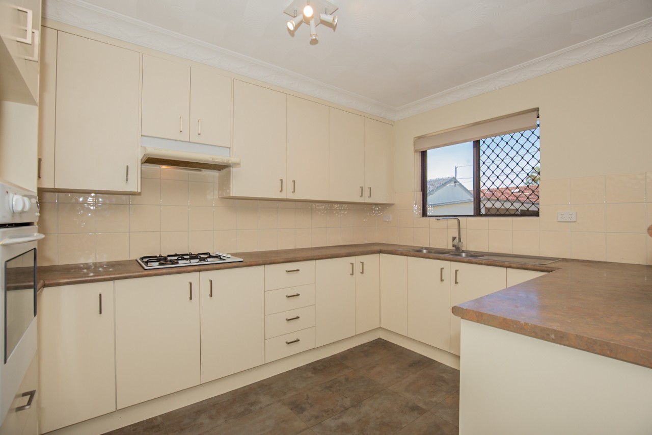 1/68 Chester Road, Annerley, QLD 4103