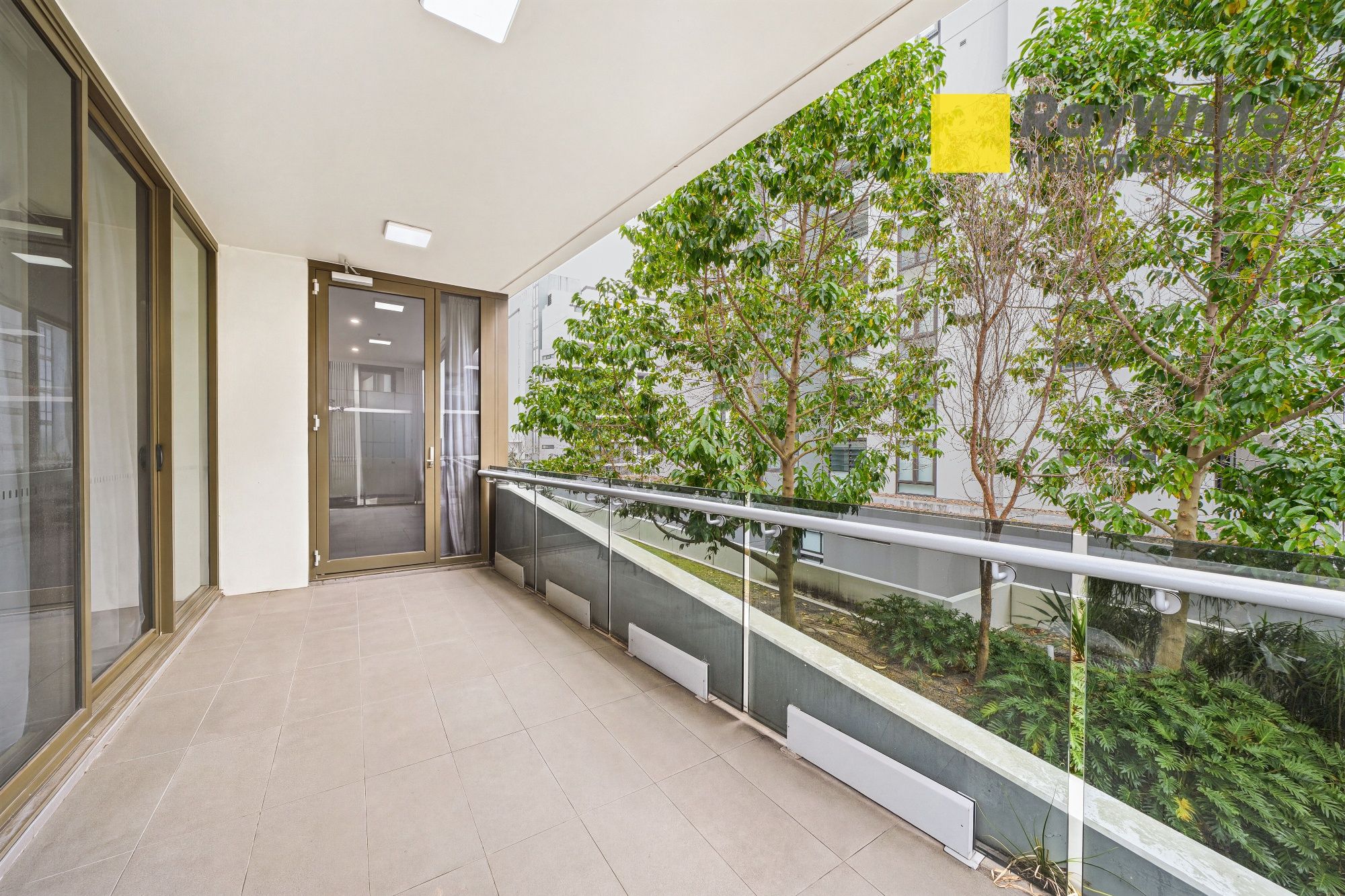 522/8 Galloway Street — photo 9 of 24