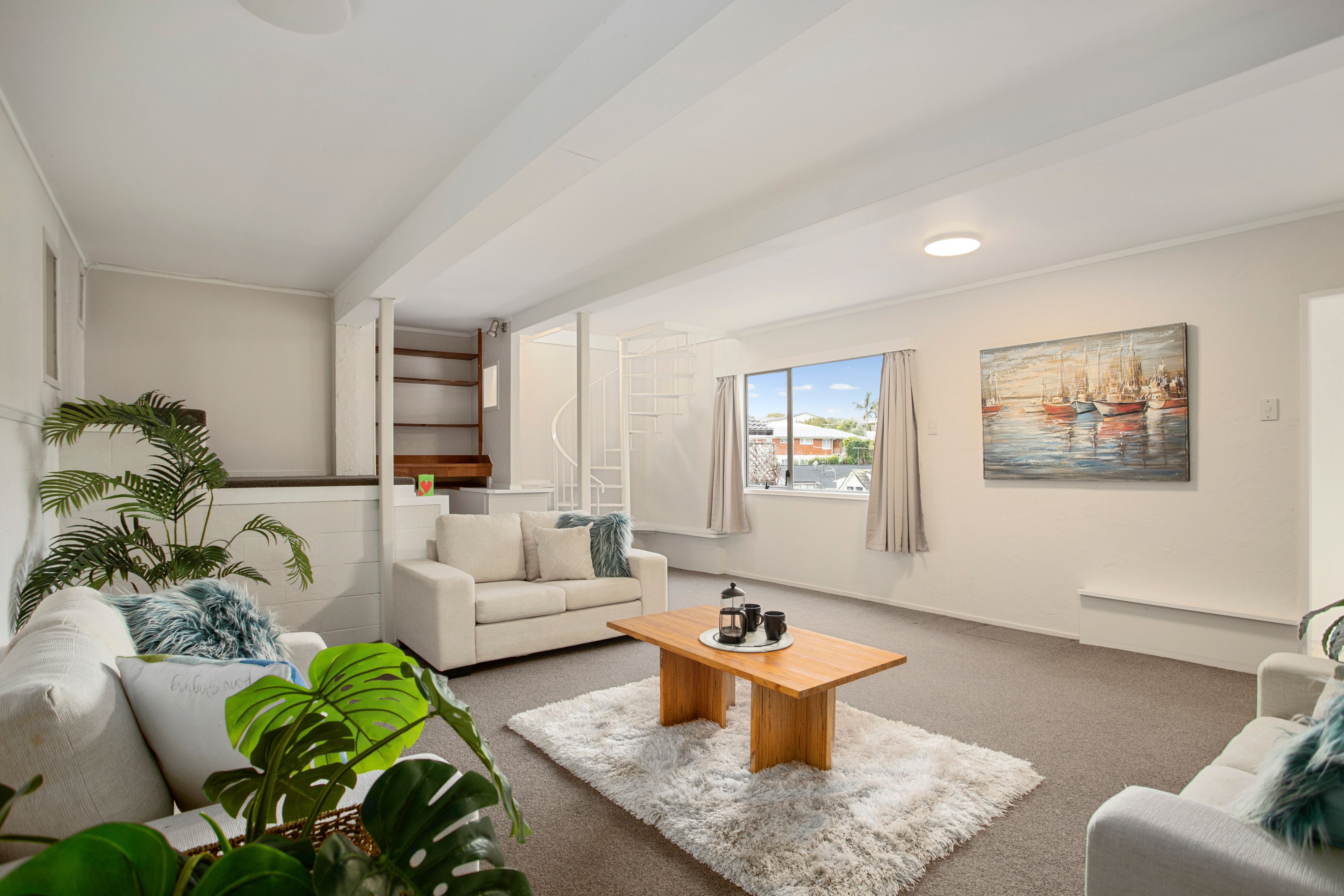 2/10 Pickwick Parade, Mellons Bay, Manukau City