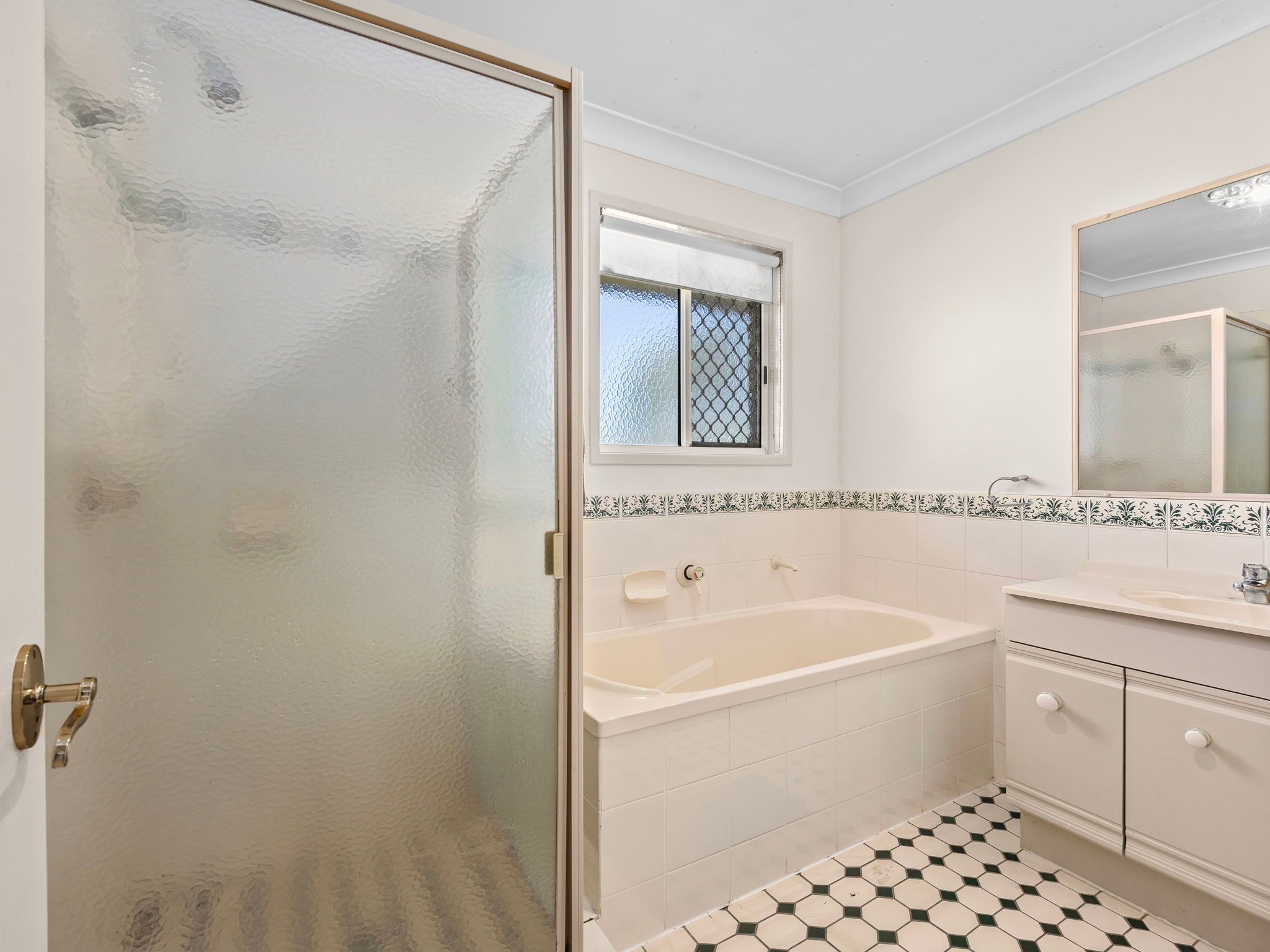 7 Ivy Place — photo 14 of 24