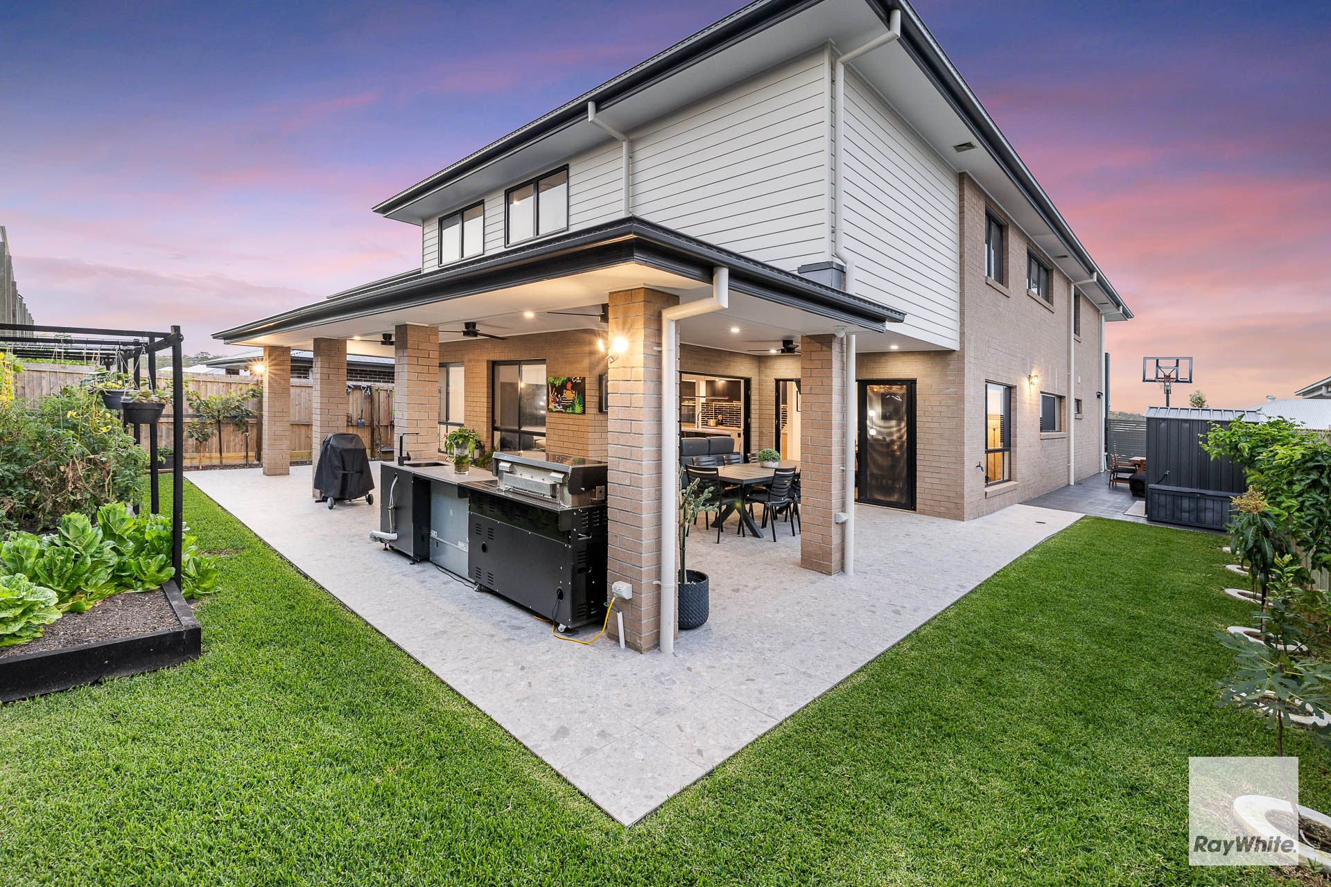 8 Saltbush Street — photo 15 of 30