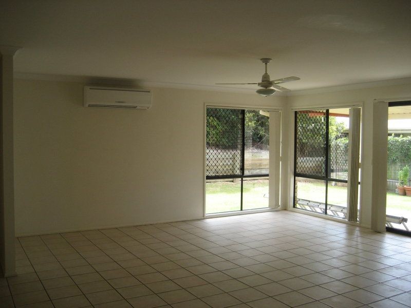 10 Mozart Place, Mackenzie, QLD 4156