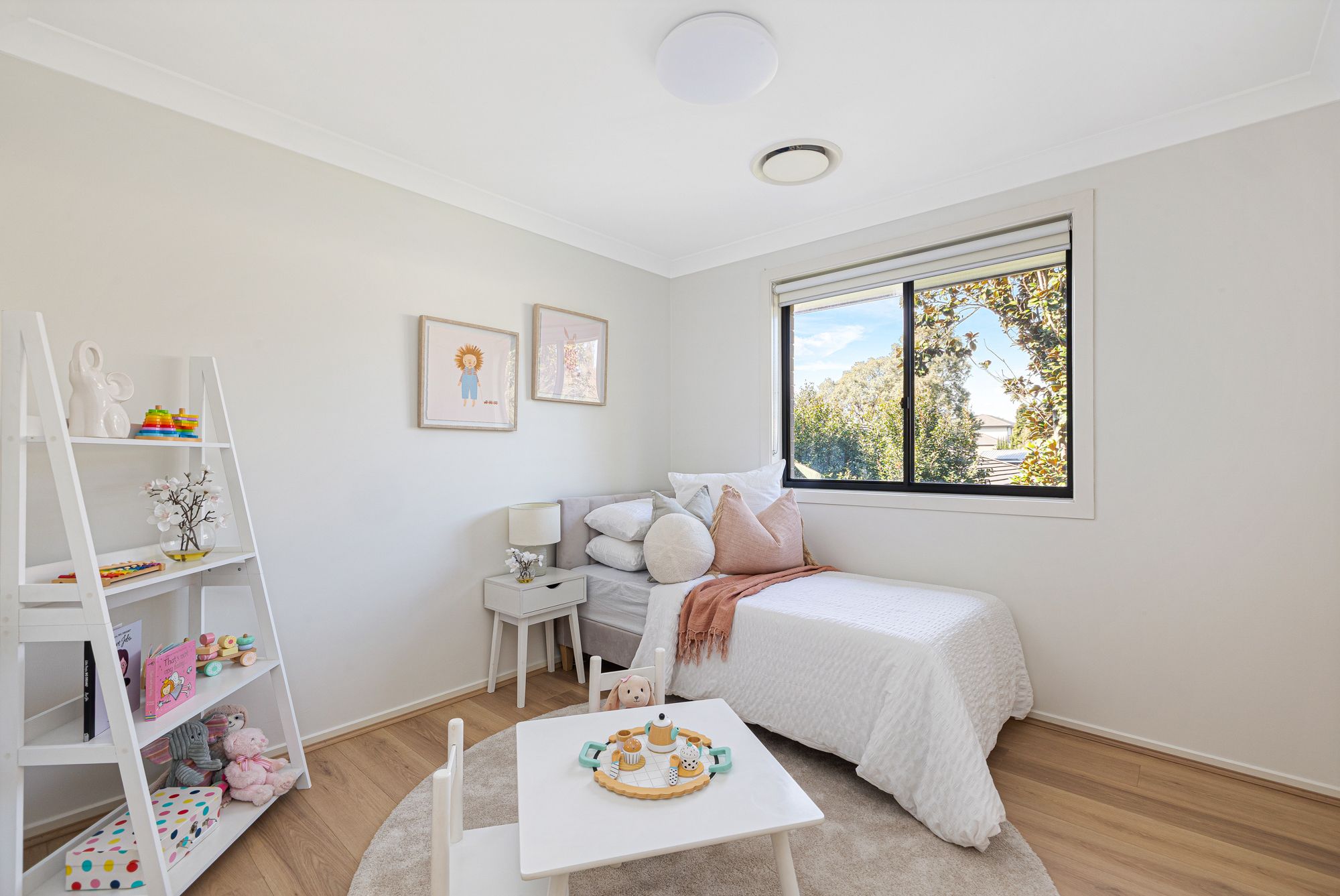 148 Riverbank Drive — photo 9 of 12