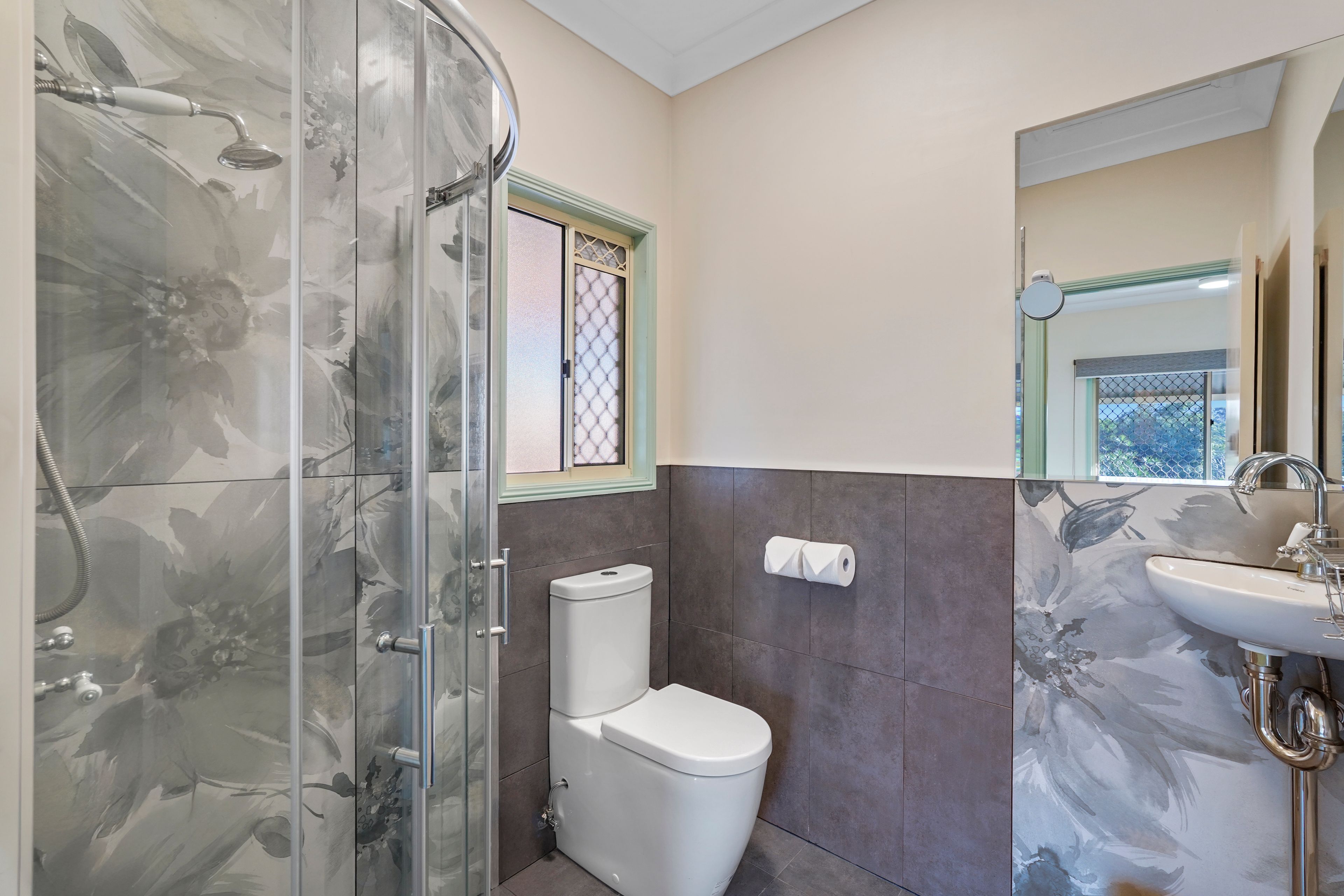 101 Willowtree Drive — photo 12 of 22