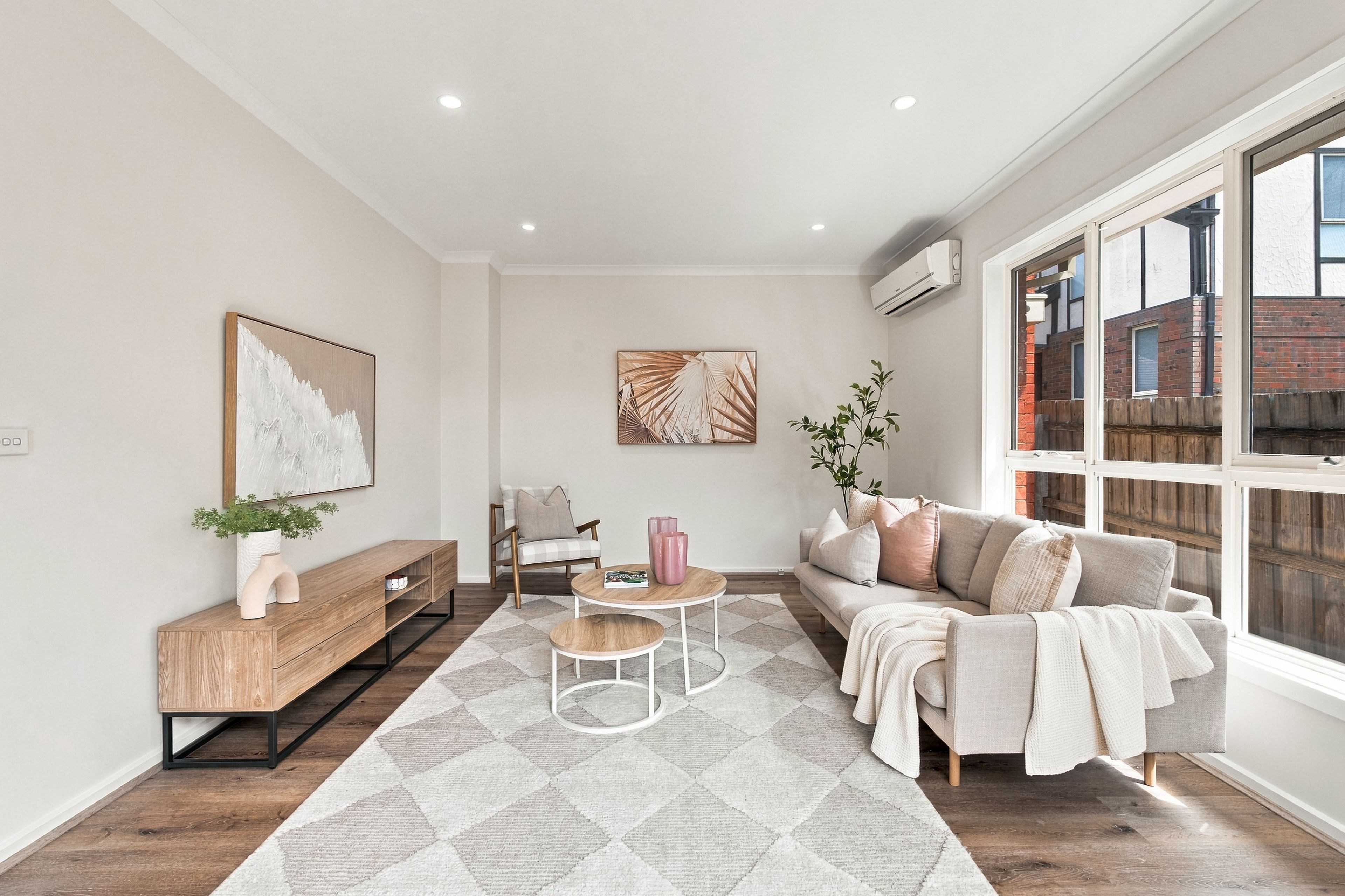 3/6 Jean Street — photo 3 of 13