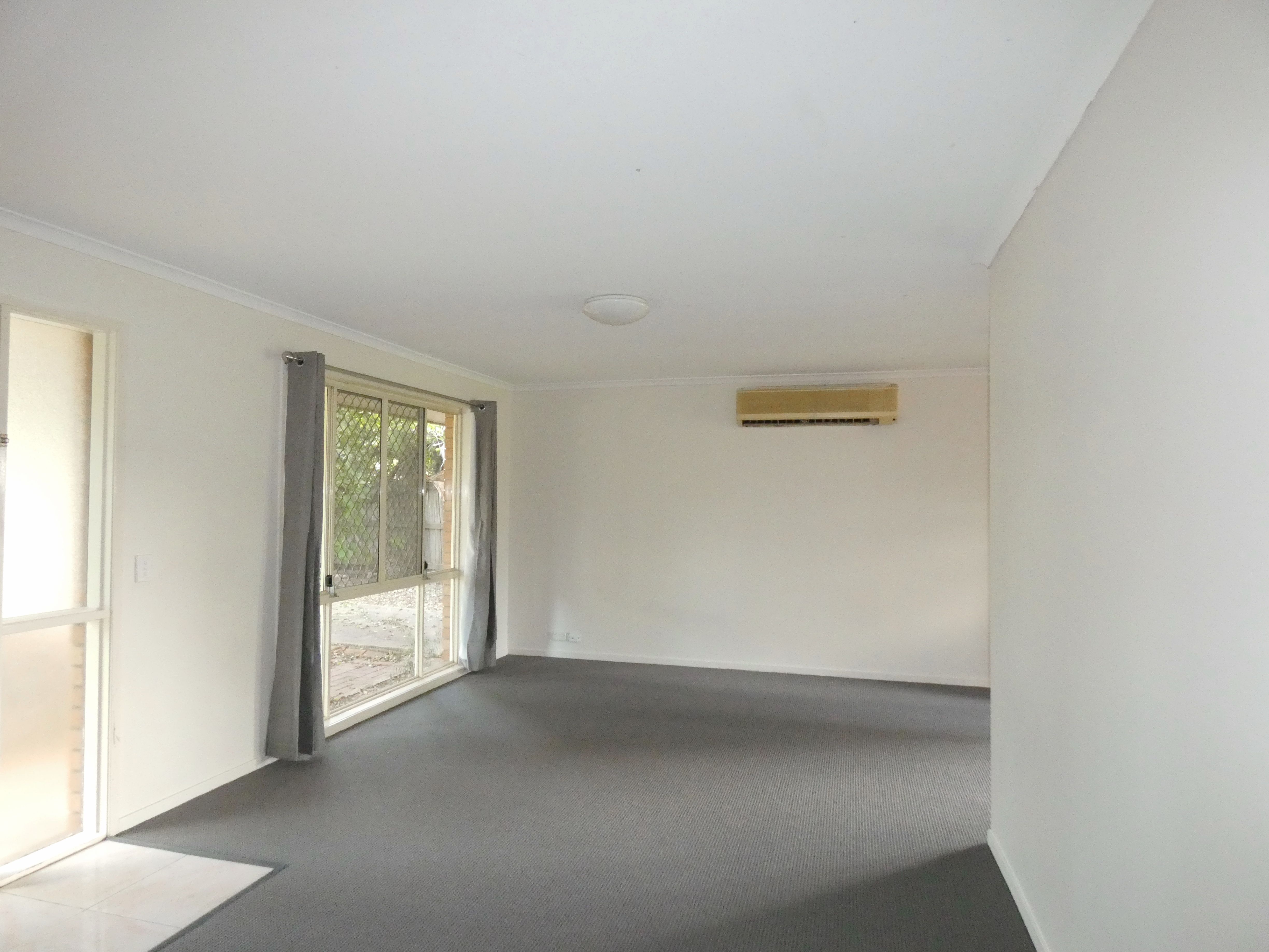 4 Packett Crescent, Loganlea, QLD 4131
