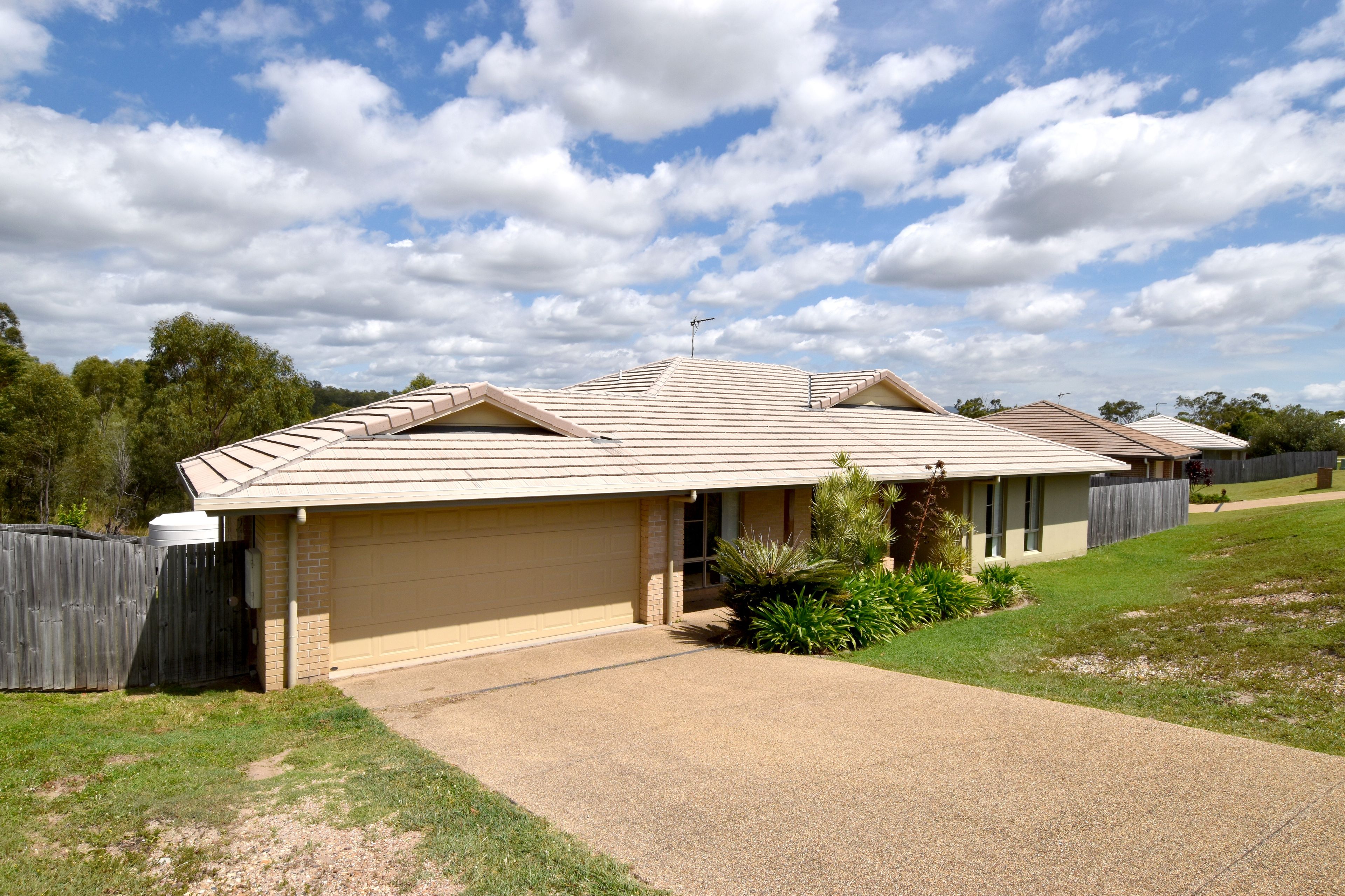 20 Cradle Drive, Kirkwood, QLD 4680