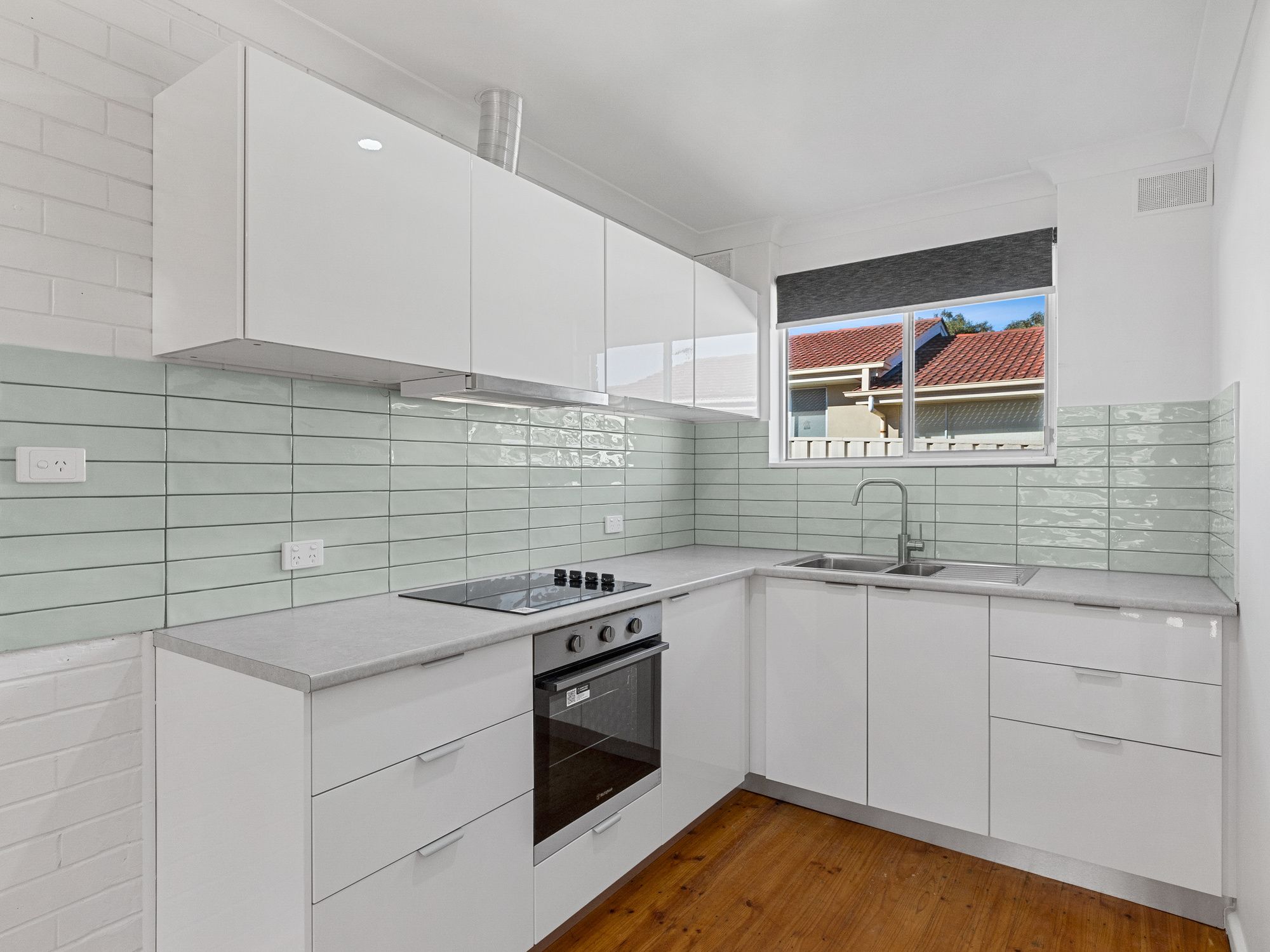 2/66 Grundy Terrace — photo 3 of 8