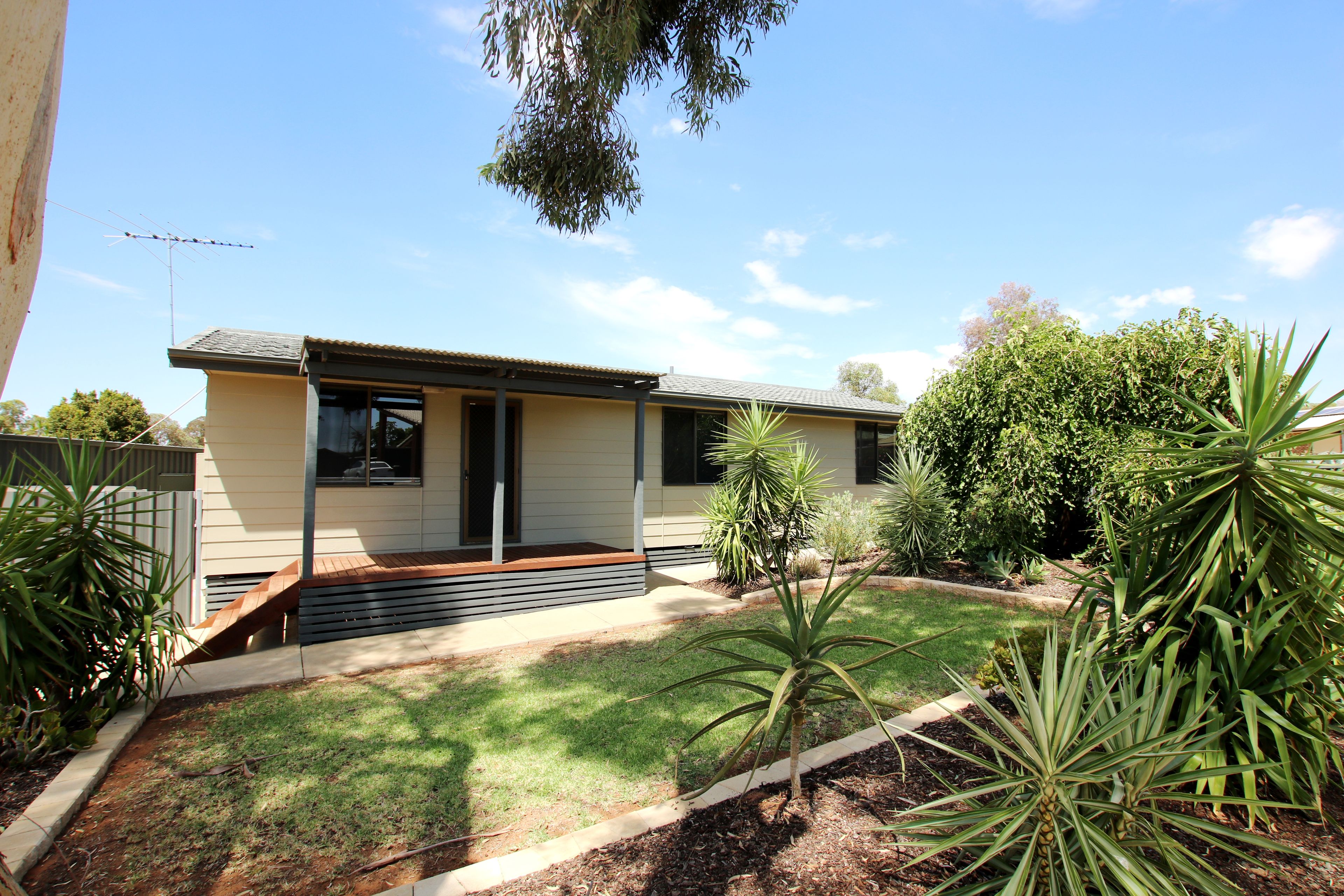 22 Westbrook Avenue, Loxton SA 5333