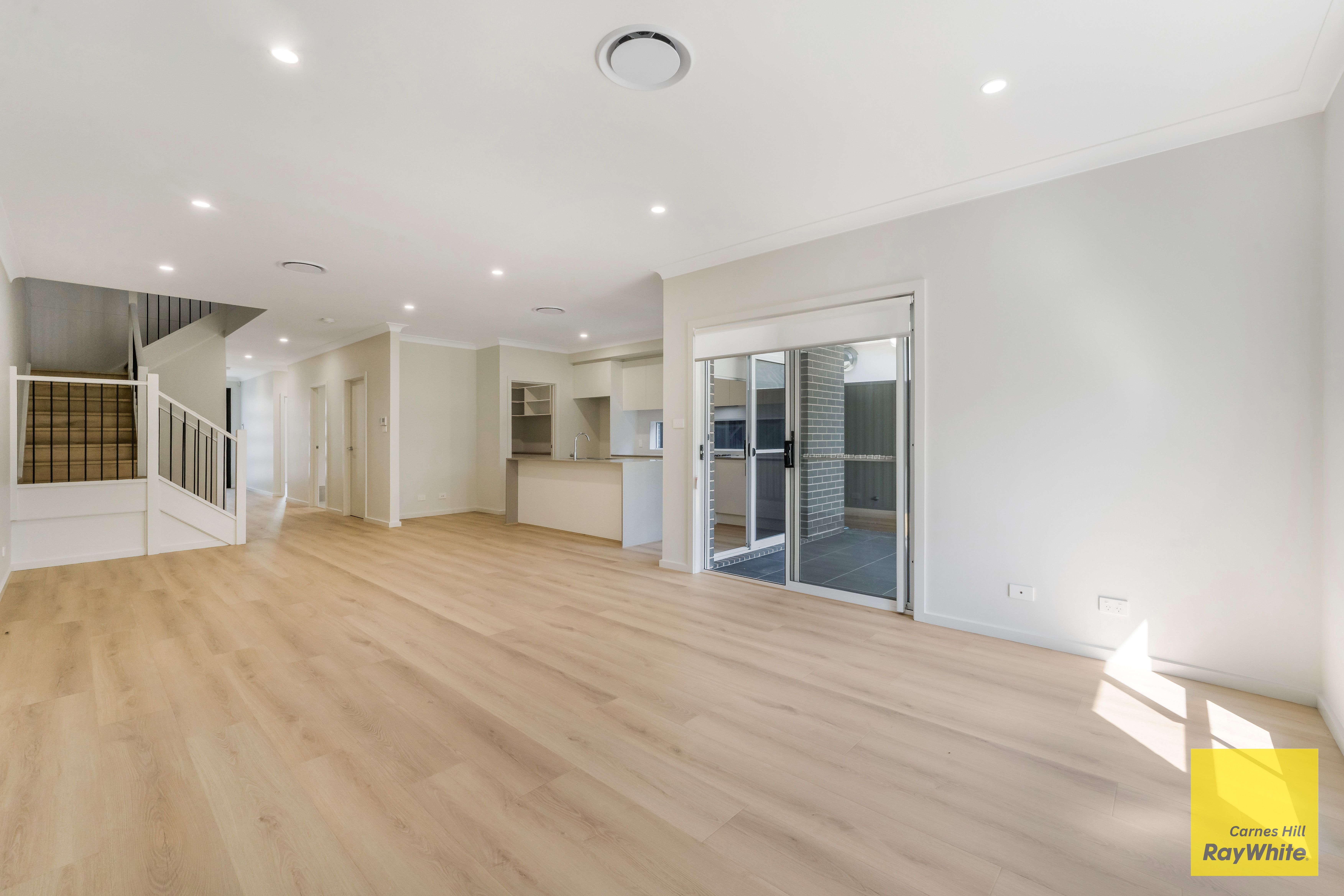 21 Lores Street, Middleton Grange, NSW 2171