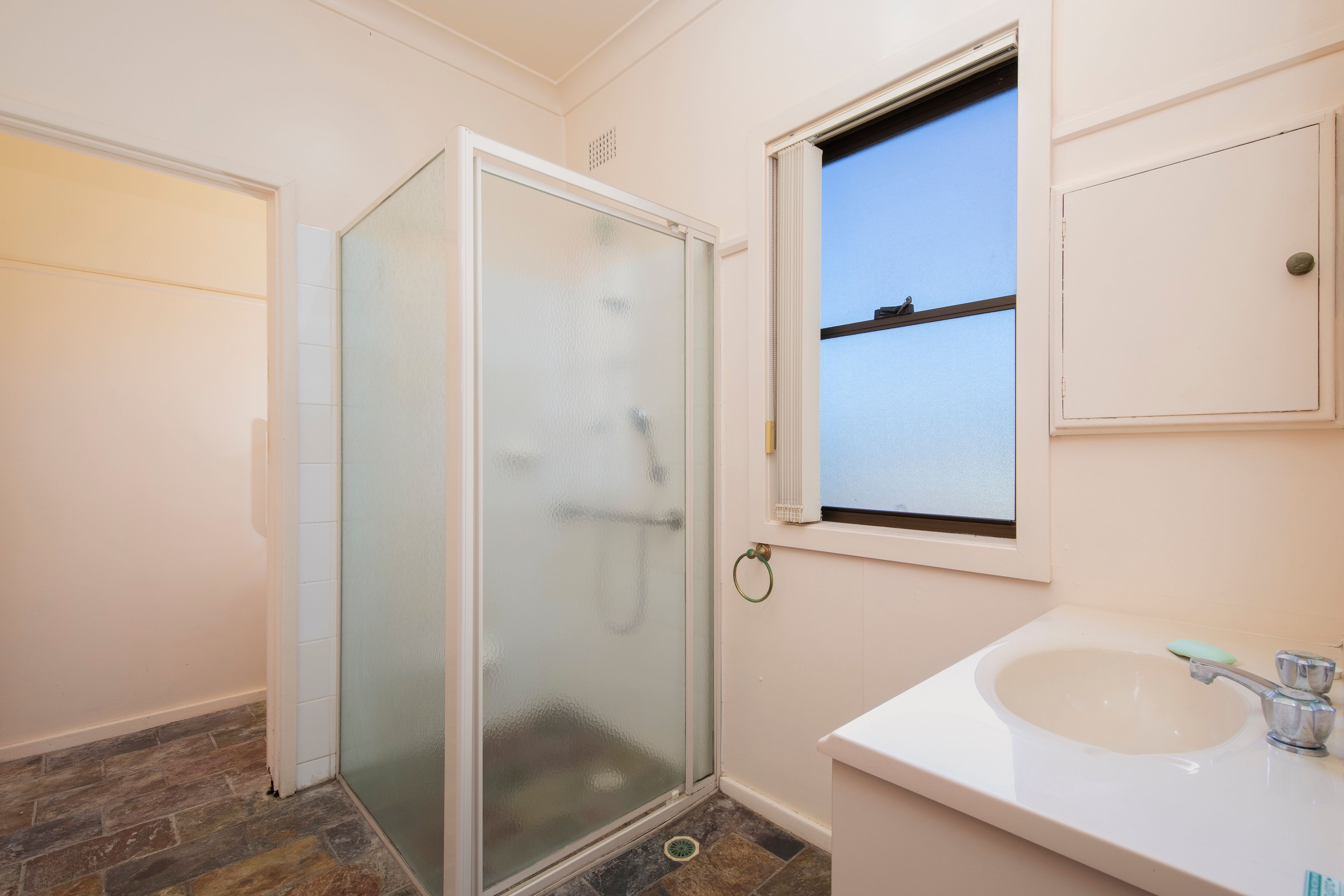 121 Bailey Street — photo 11 of 23