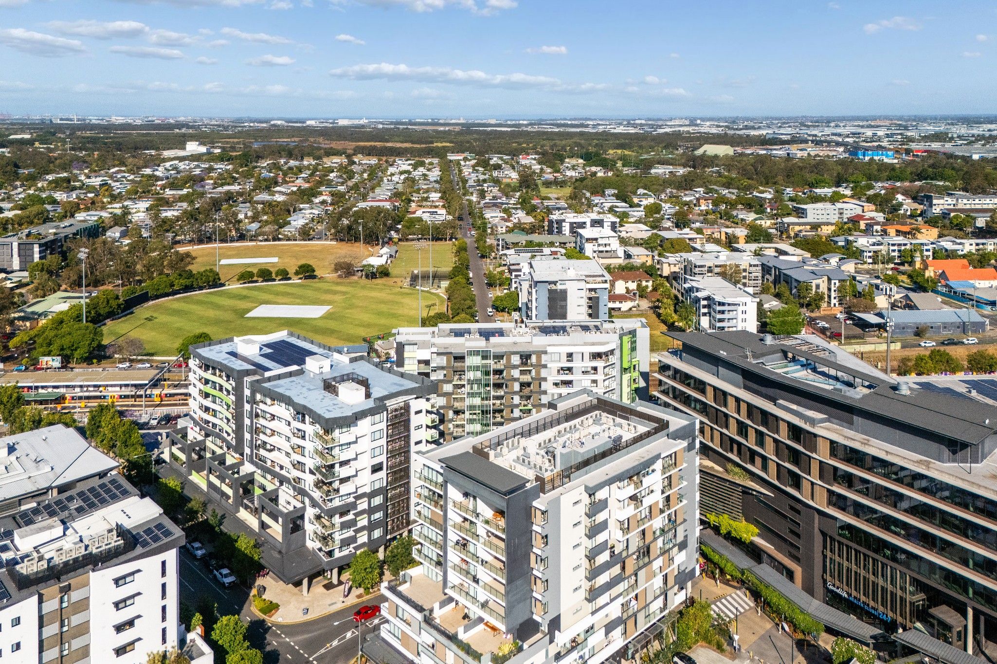 504/16 Aspinall Street — photo 9 of 16