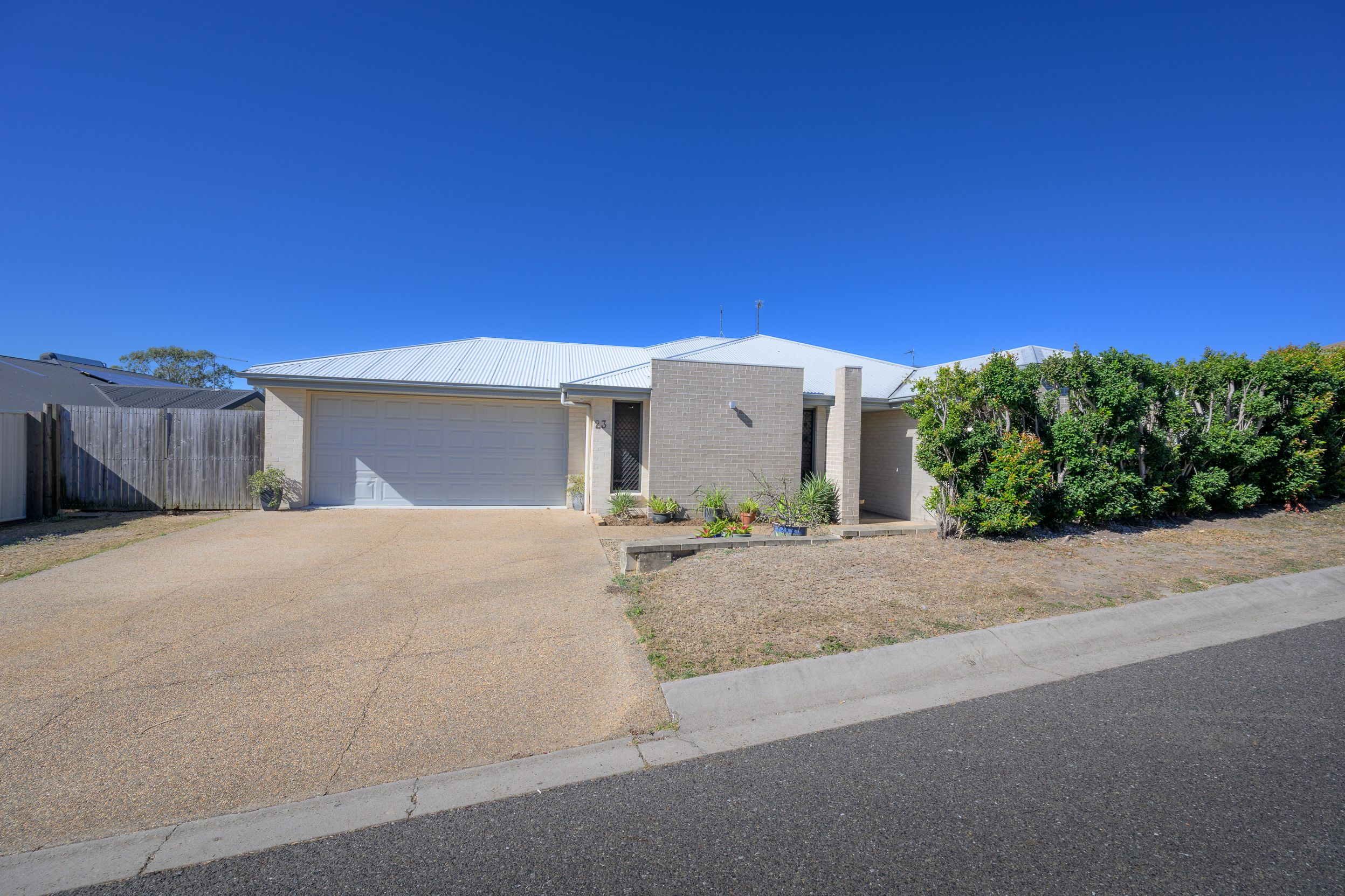 184 J Hickey Avenue — photo from Ray White Gladstone