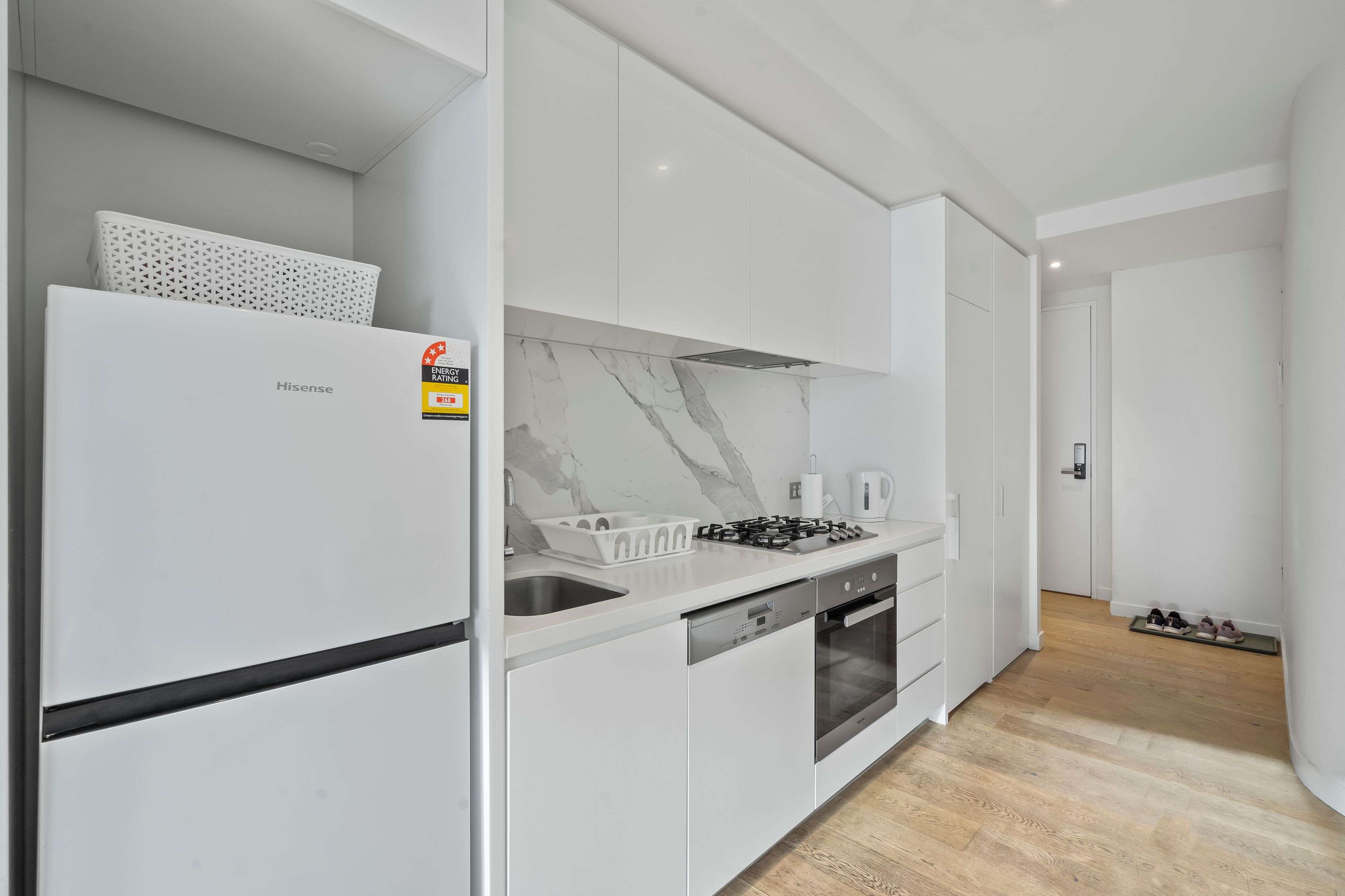 1009/77 Queens Road, Melbourne, VIC 3004