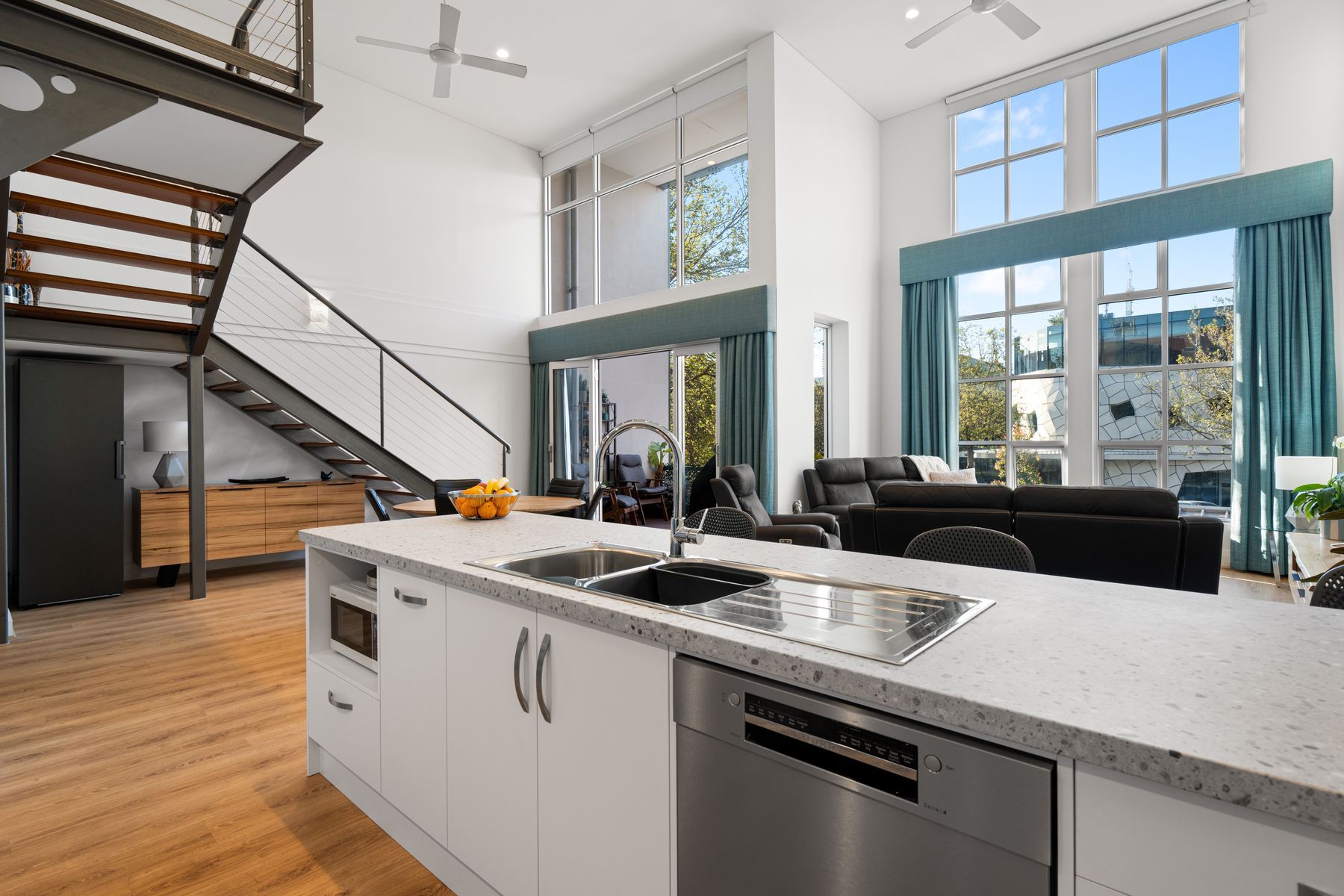 2/237 Wakefield Street — photo 5 of 28
