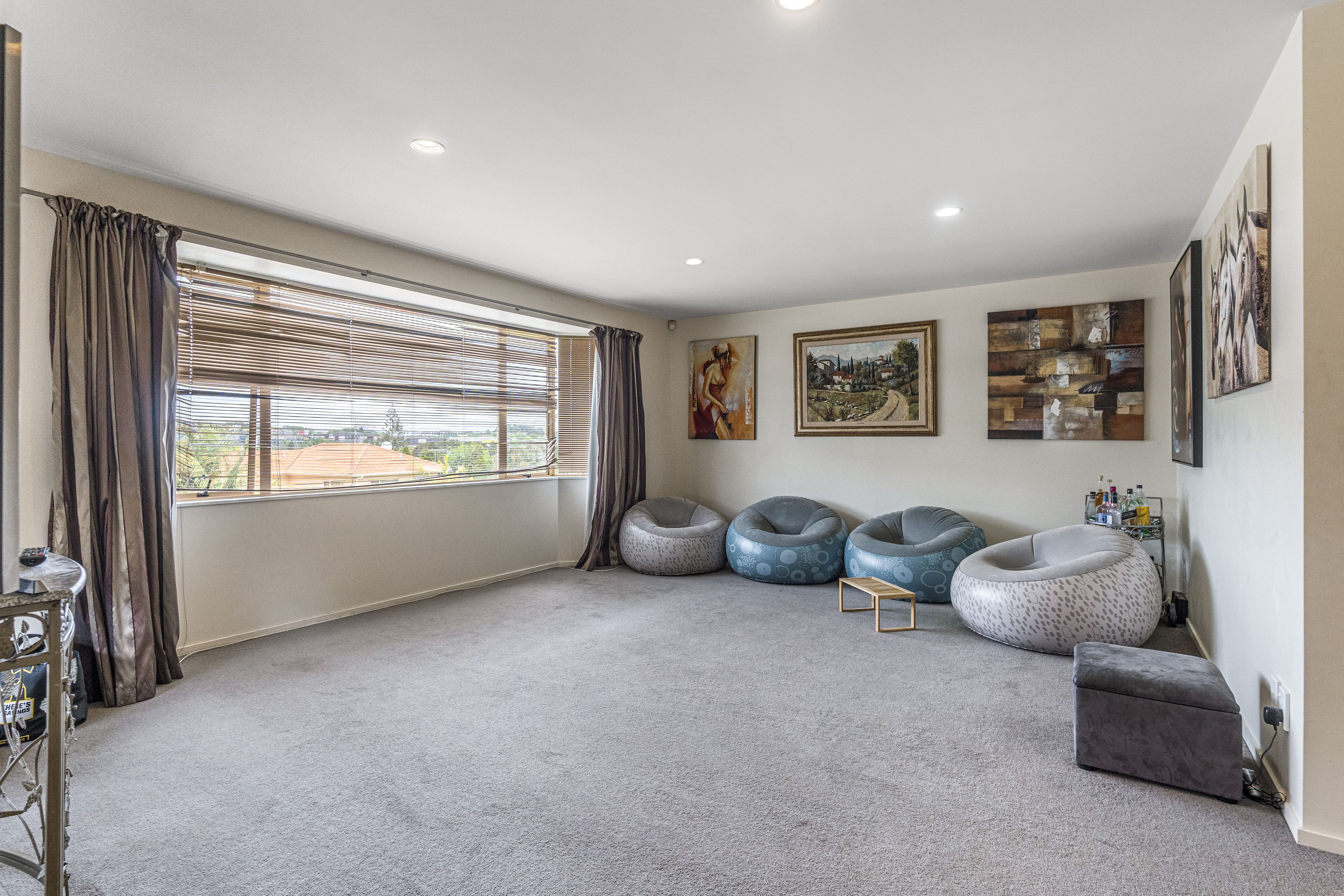 12 Joy Street, Albany, North Shore City