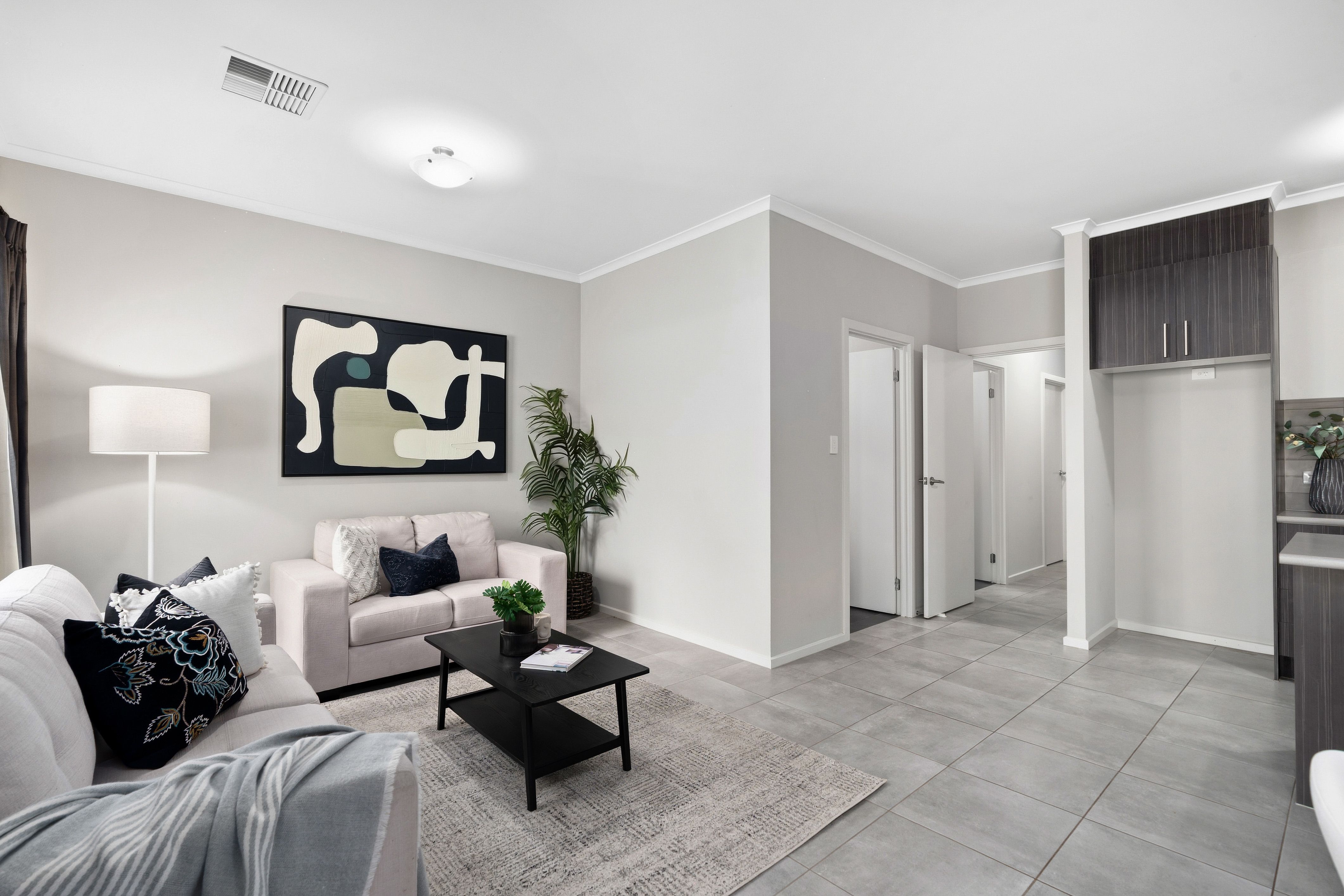 3/65 Tania Drive — photo 3 of 16