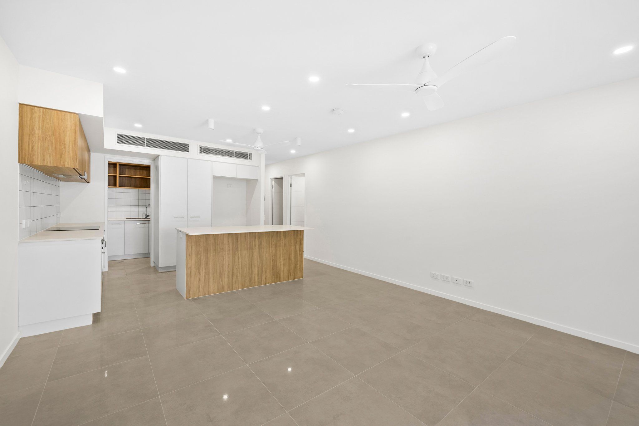 18/26-28 Picnic Point Esplanade, Maroochydore, QLD 4558