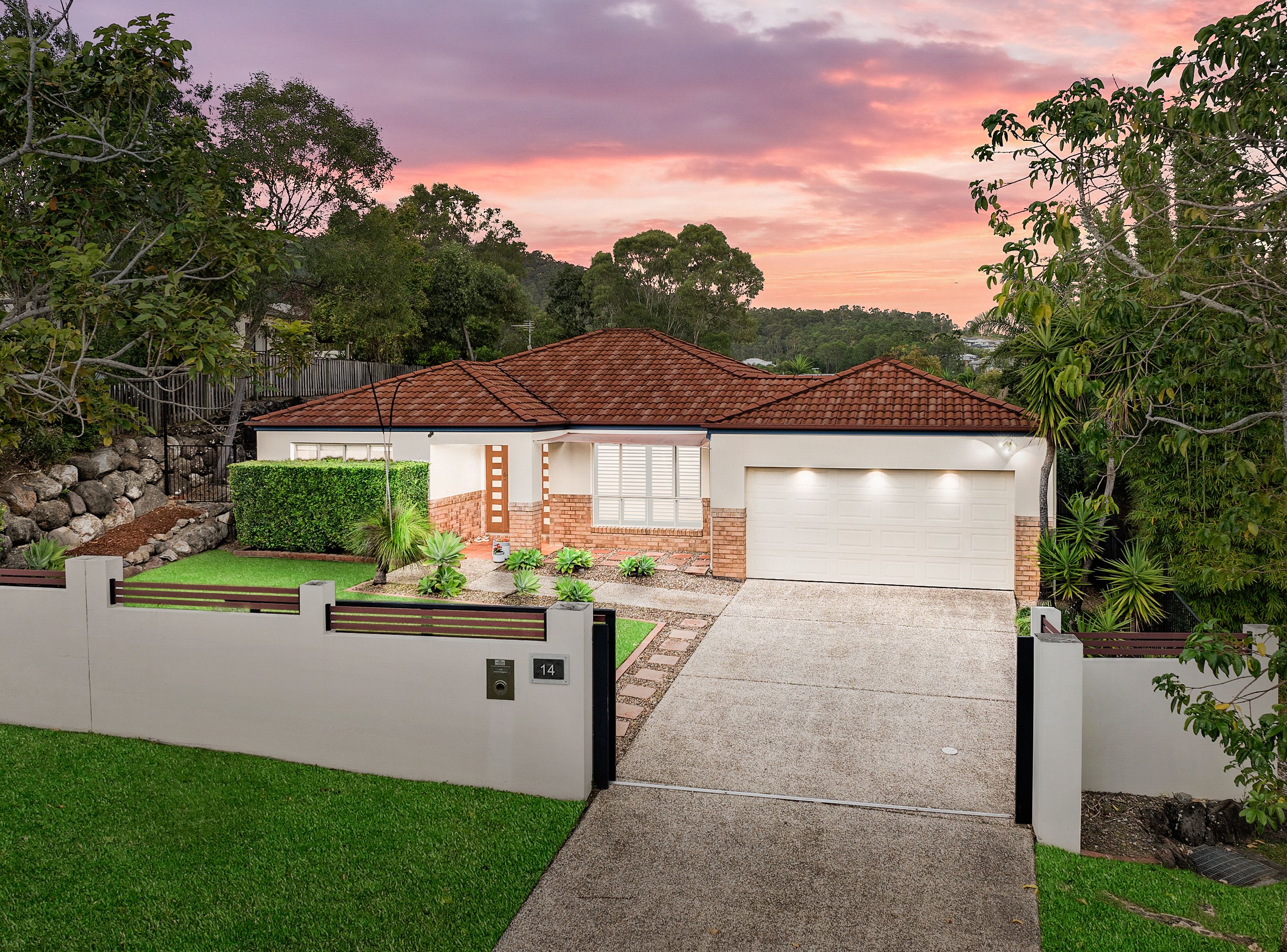 14 Mccrae Court, Maudsland QLD 4210