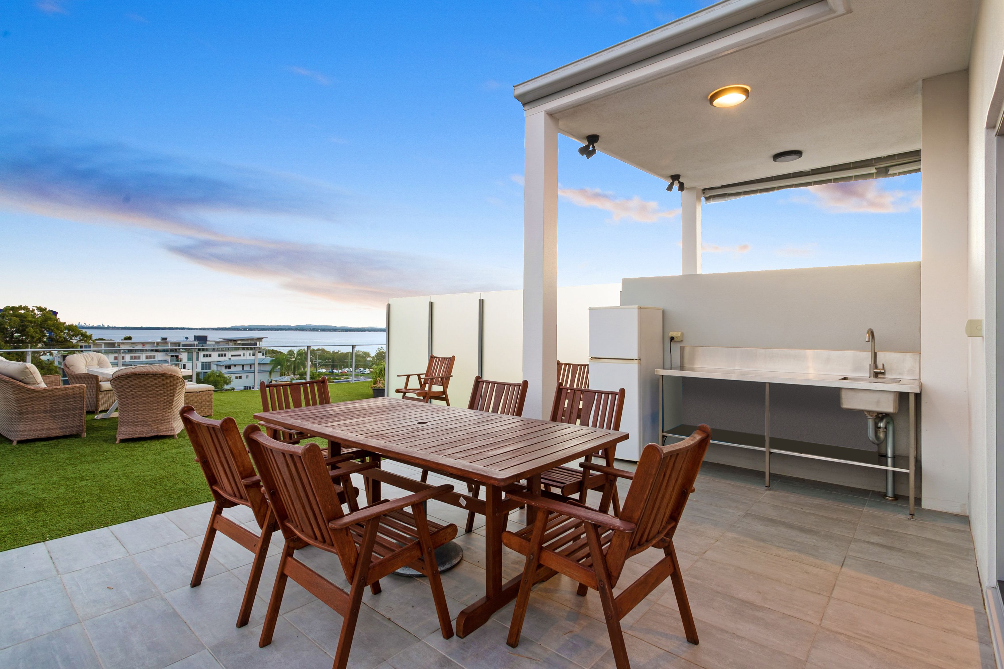 402/29 Caroline Street, Woody Point, QLD 4019