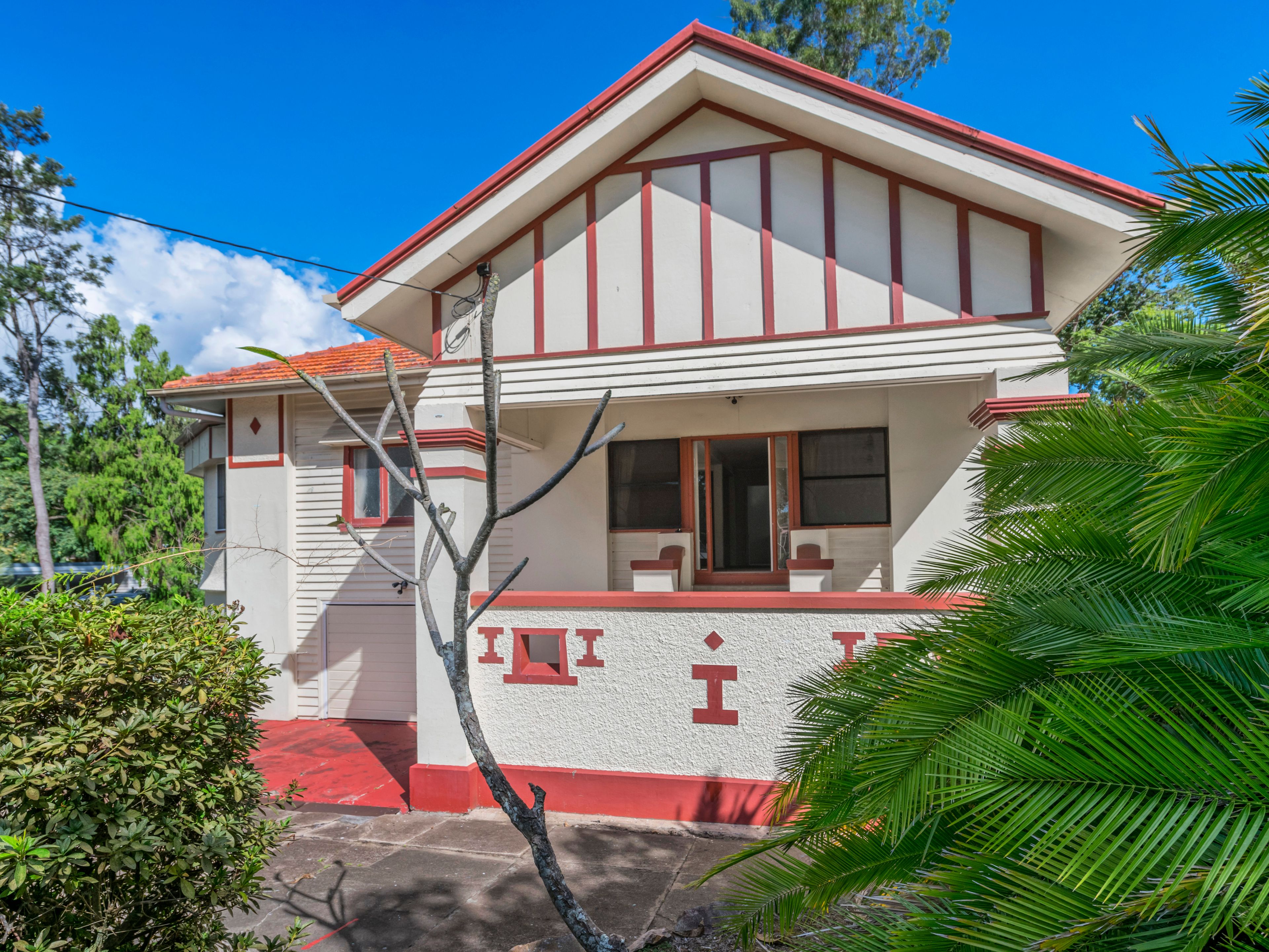 95 Bank Road, Graceville, QLD 4075