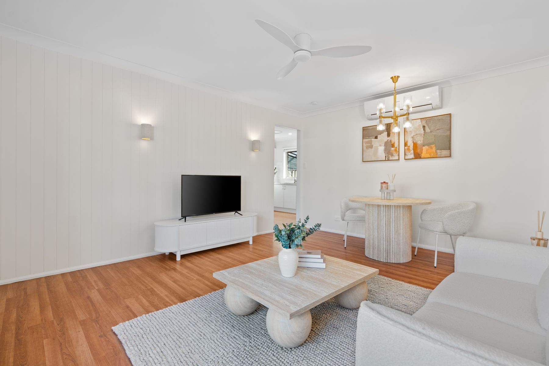 2/22-24 Mclachlan Avenue — photo 4 of 13
