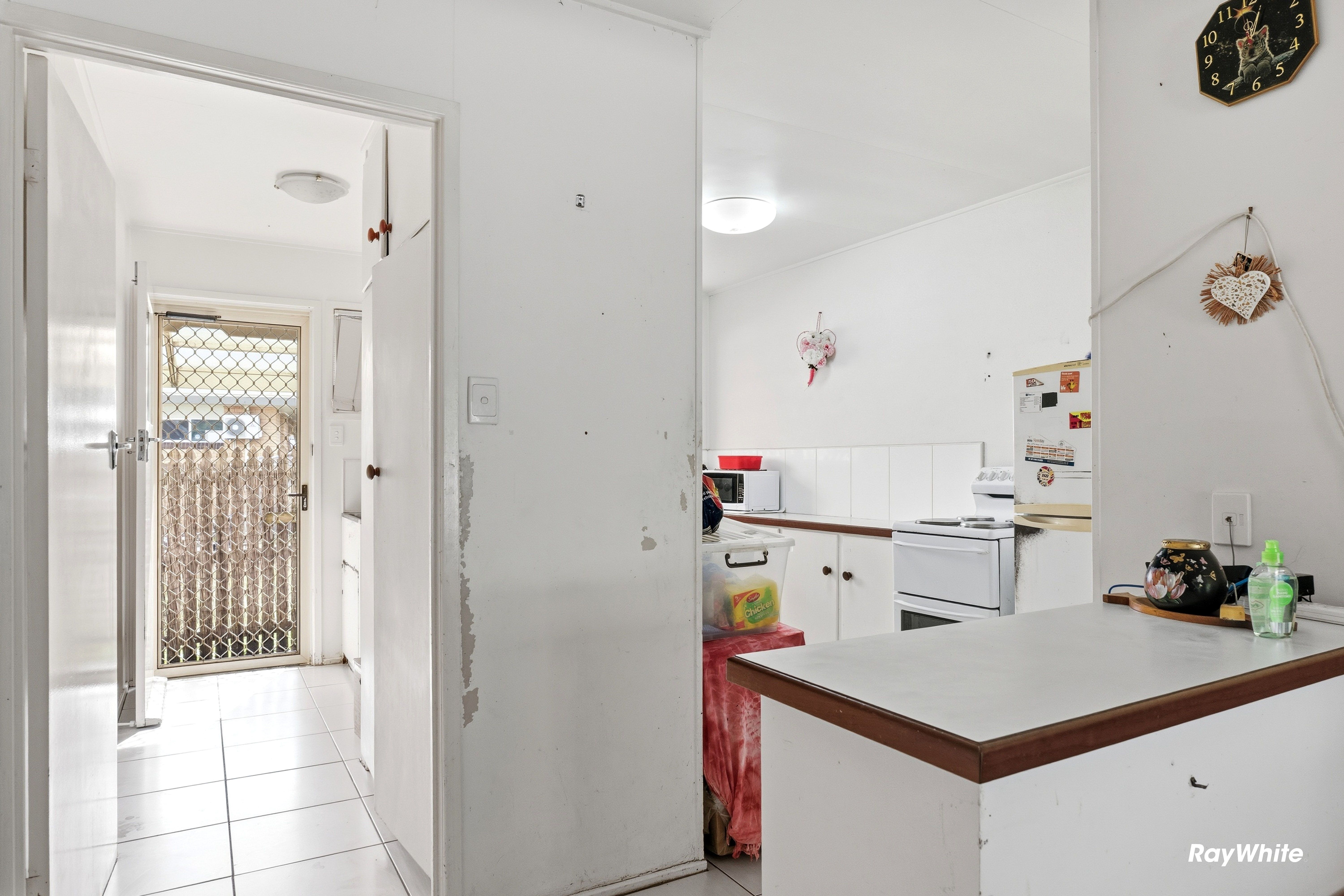 4/10 McVeigh Street — photo 6 of 18
