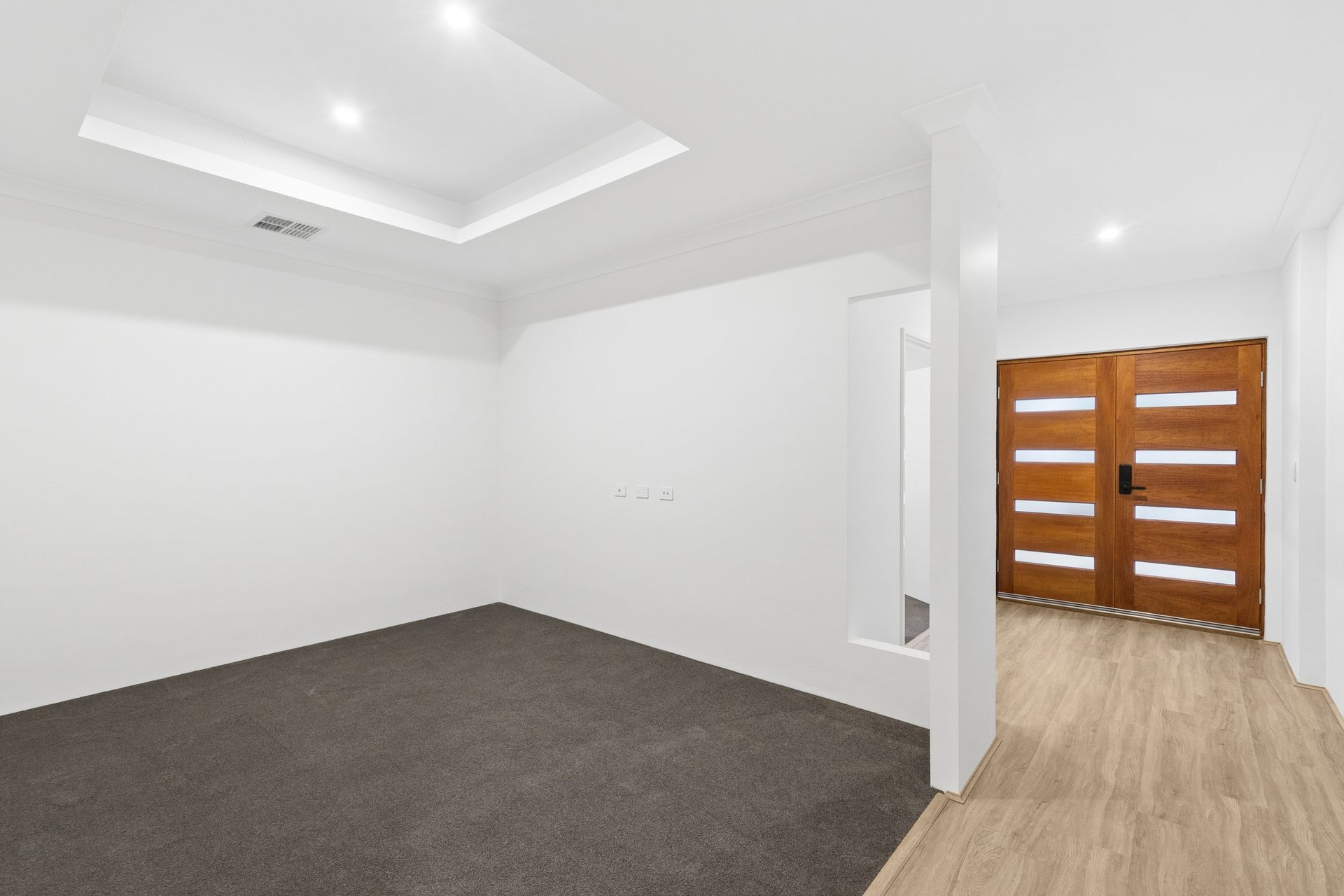 6 Sampson Road — photo 3 of 26