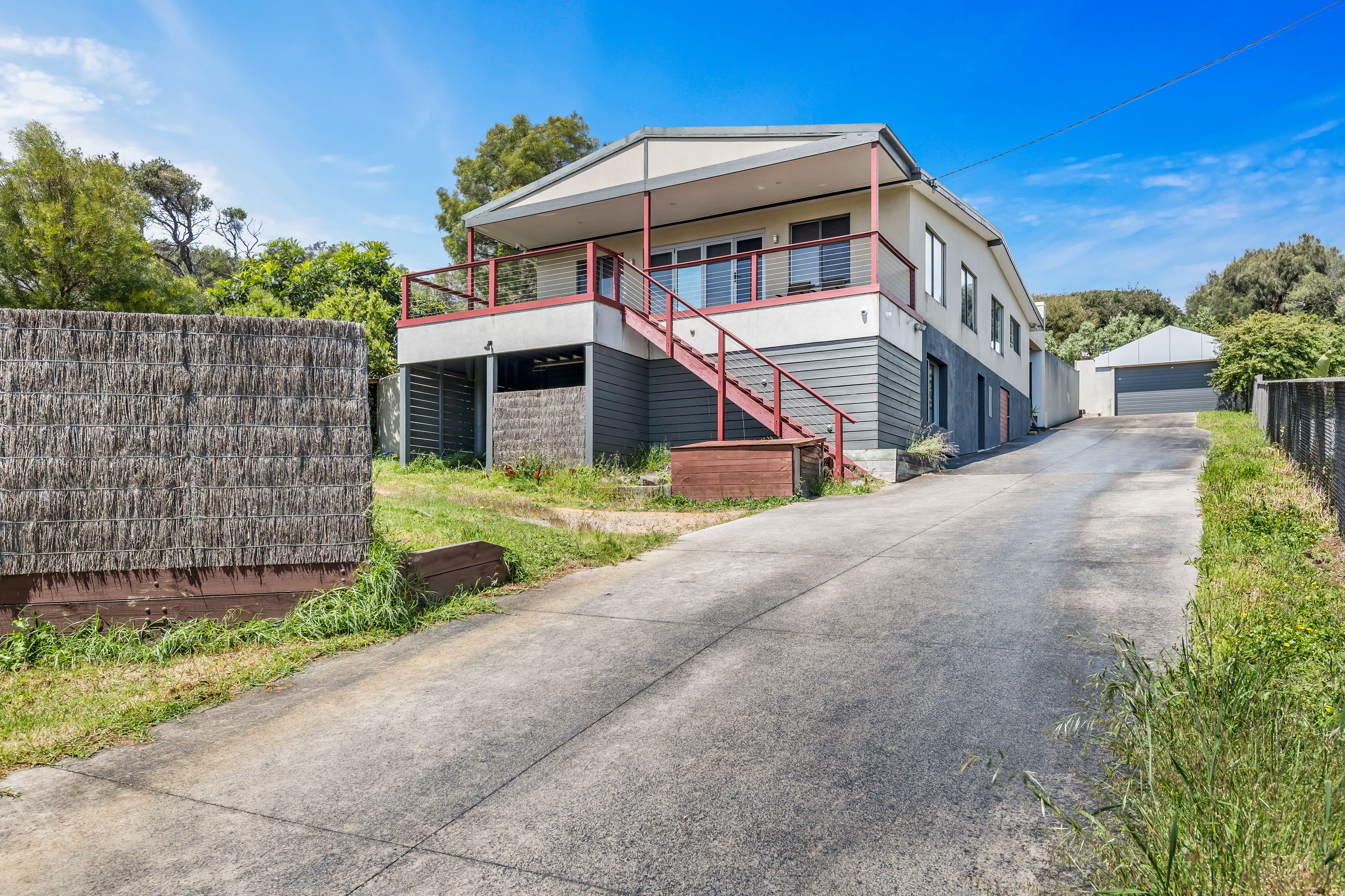 7 Sherwood Road — photo from Ray White Rosebud