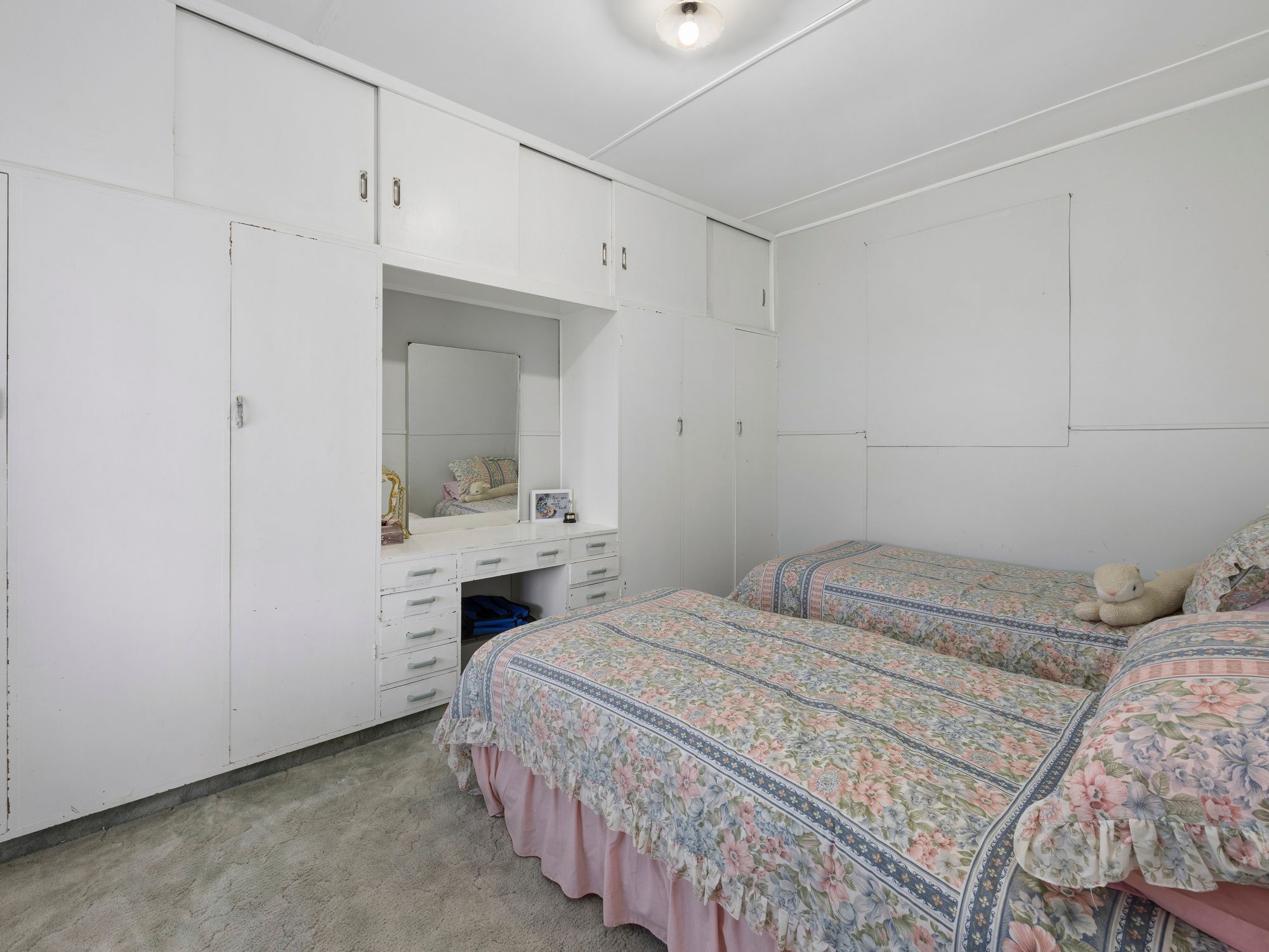 6 Hospital Road — photo 12 of 16