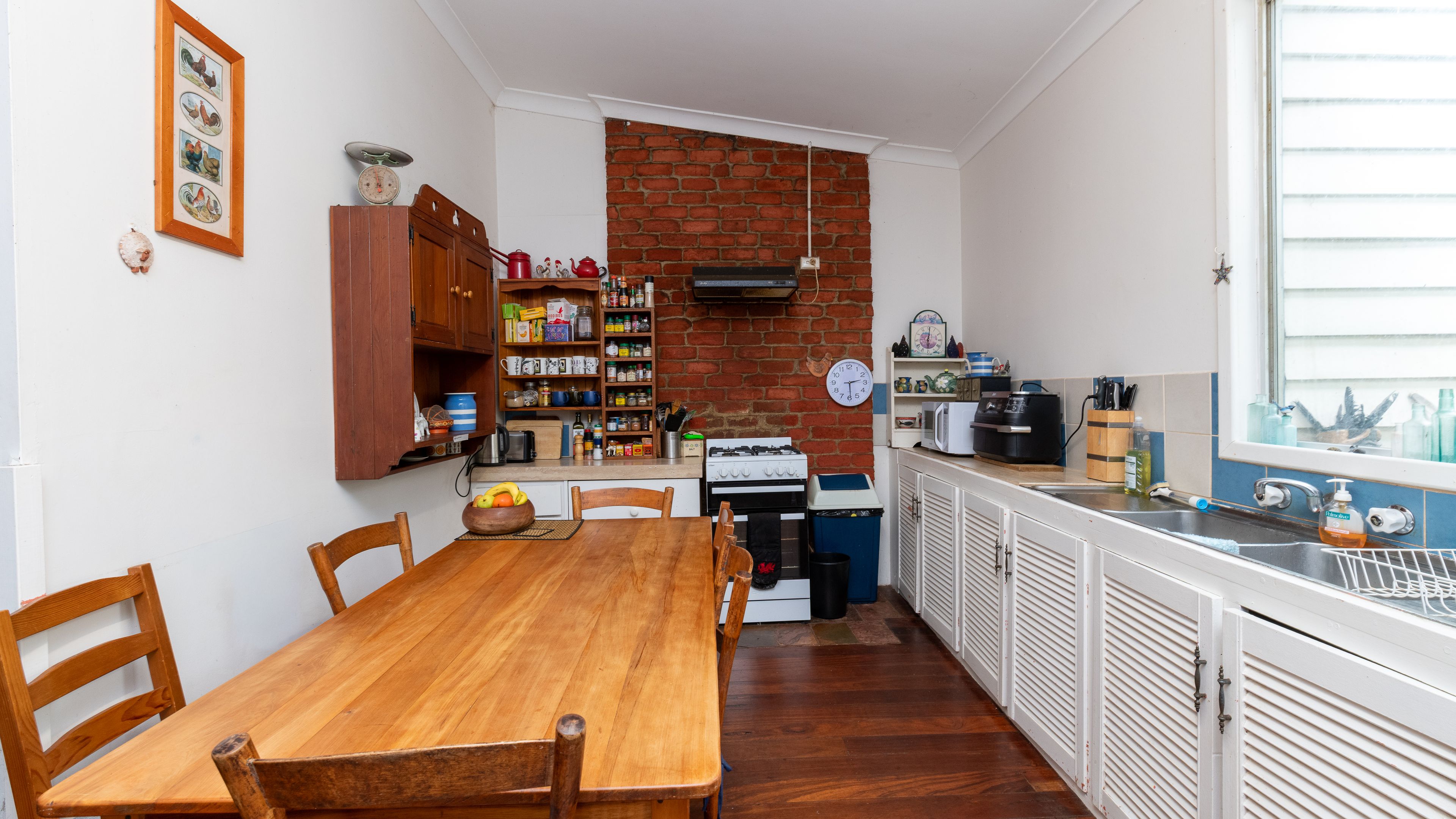 14 Rowley Street — photo 4 of 23