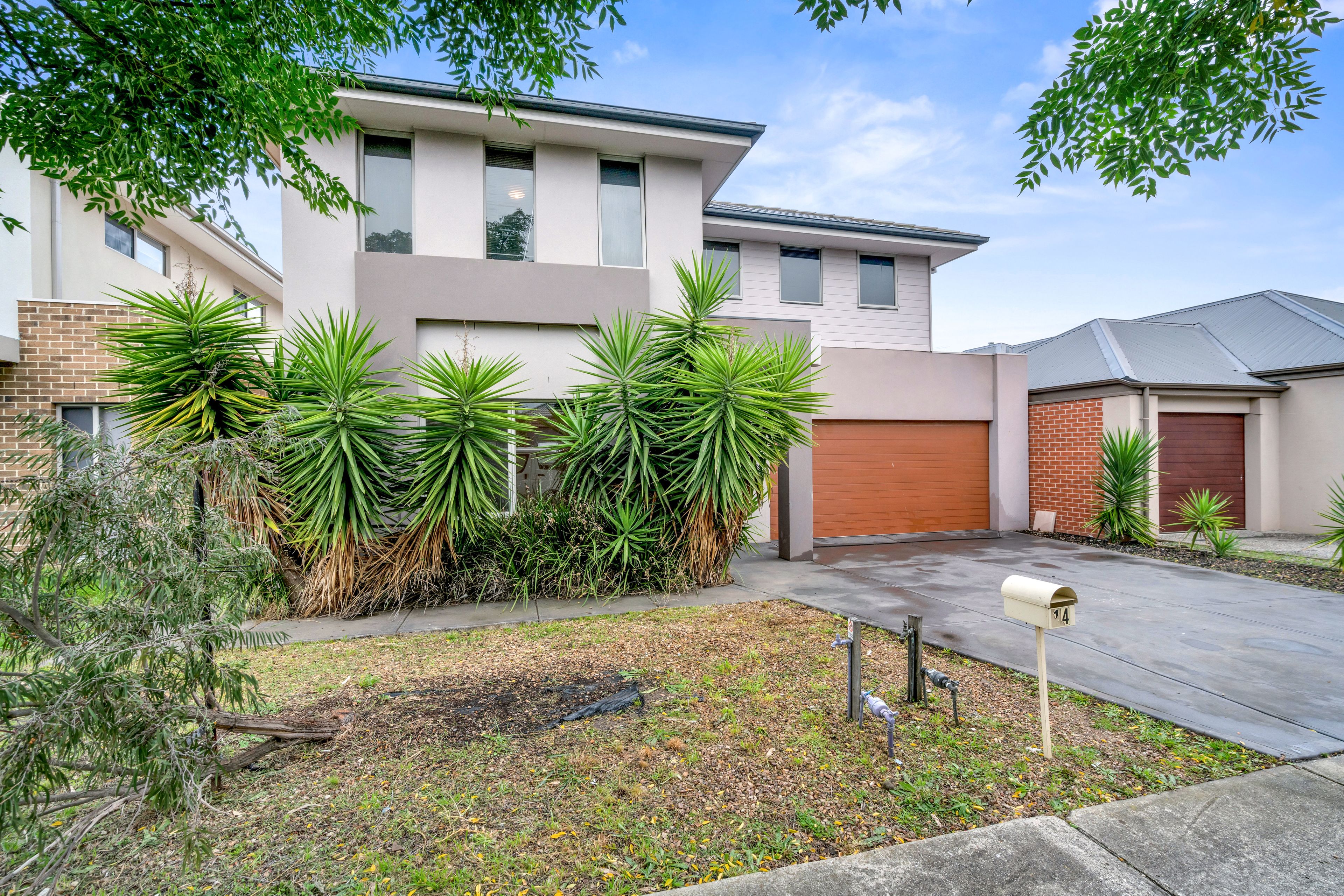 14 Clarendon Avenue, Craigieburn, VIC 3064