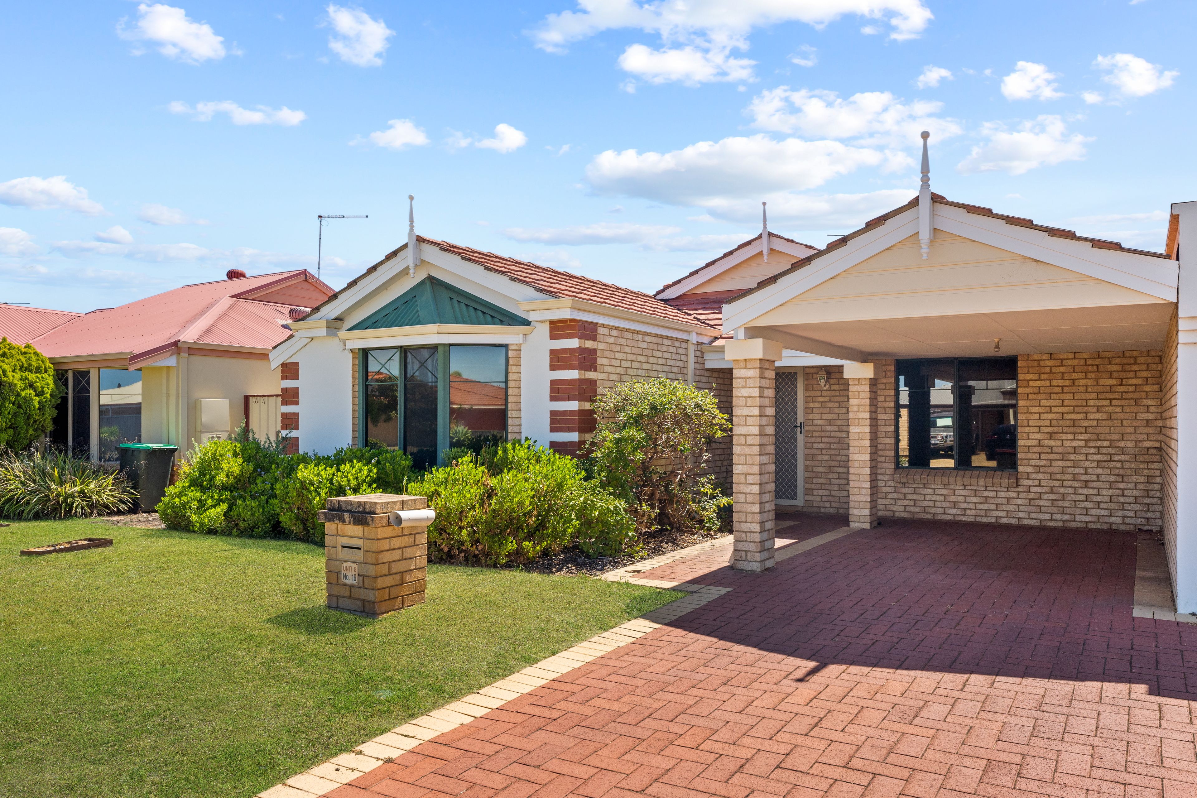 8/16 Shoalhaven Place, Waikiki, WA 6169