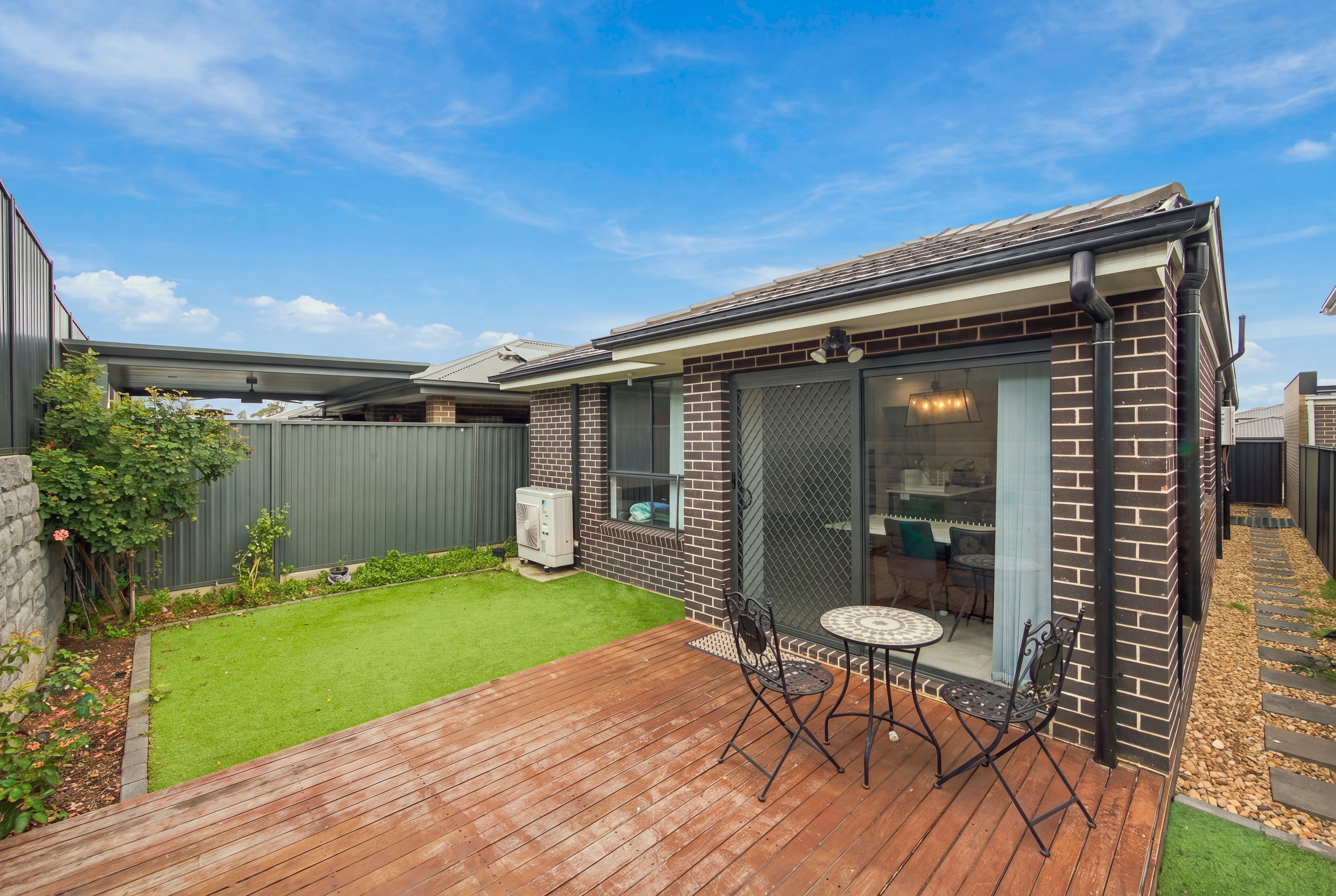 5 Armidale Circuit — photo 12 of 16