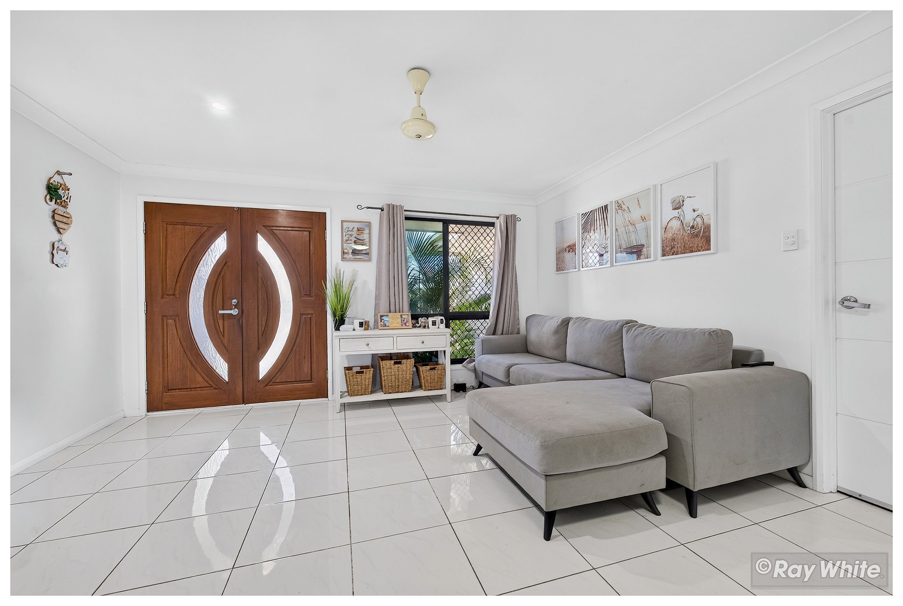 16 MISTLETOE Avenue, Norman Gardens, QLD 4701