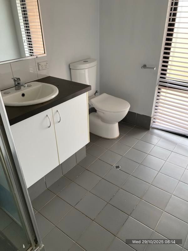 10 Lifford Street — photo 6 of 7