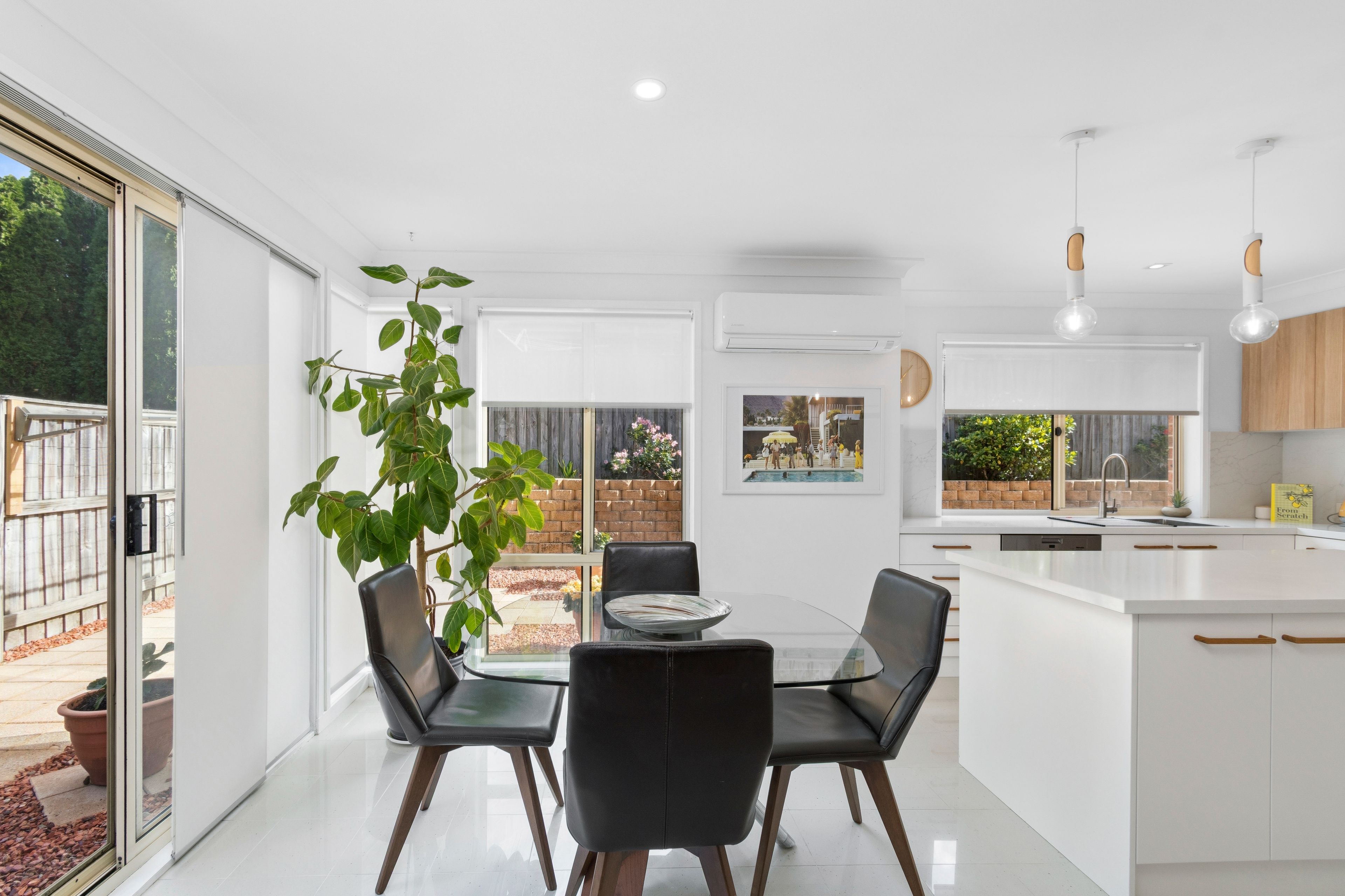 12 Robins Creek Drive — photo 5 of 24