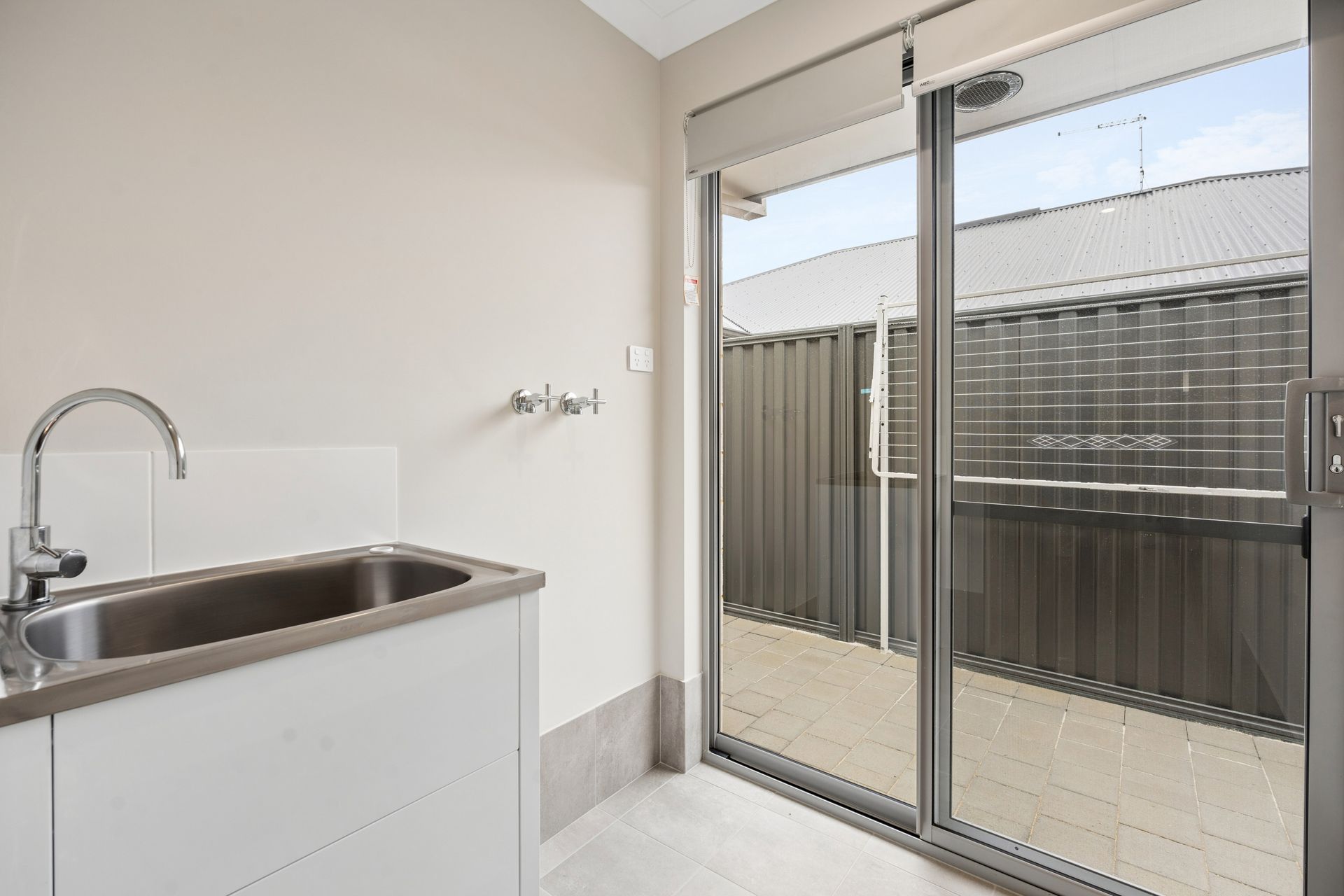 11 Fitzroy Road — photo 16 of 18