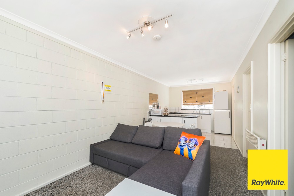 8/19 Charles Street, Queanbeyan, NSW 2620