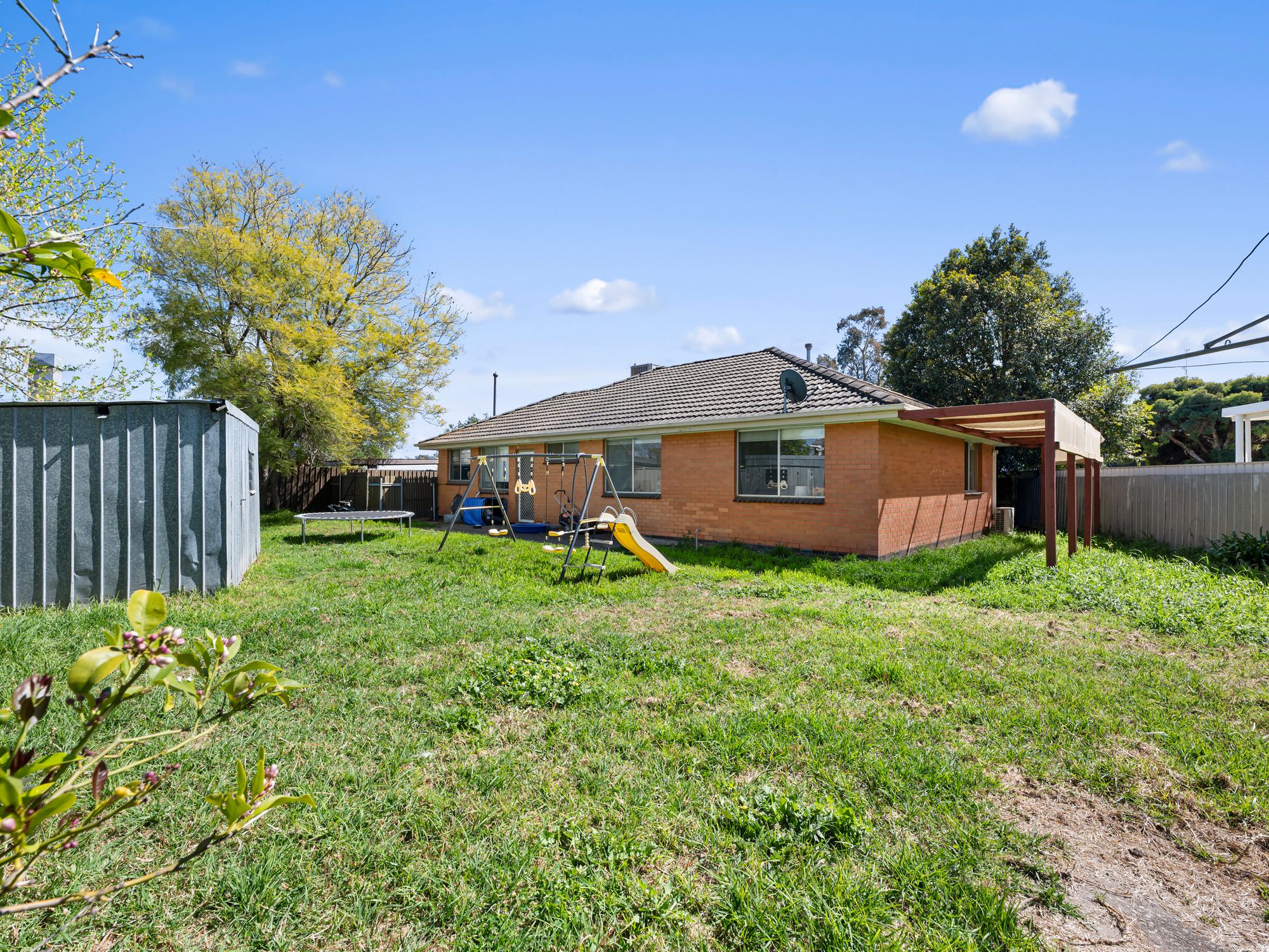 27 Helms Court — photo 13 of 13
